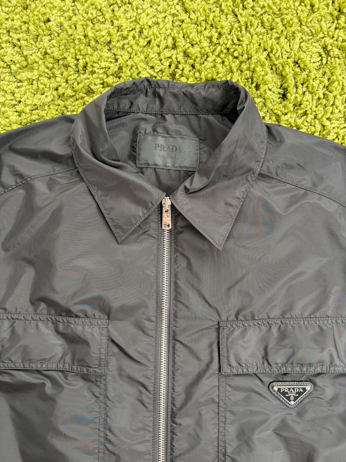 Giacca Prada in Re-Nylon Nera L