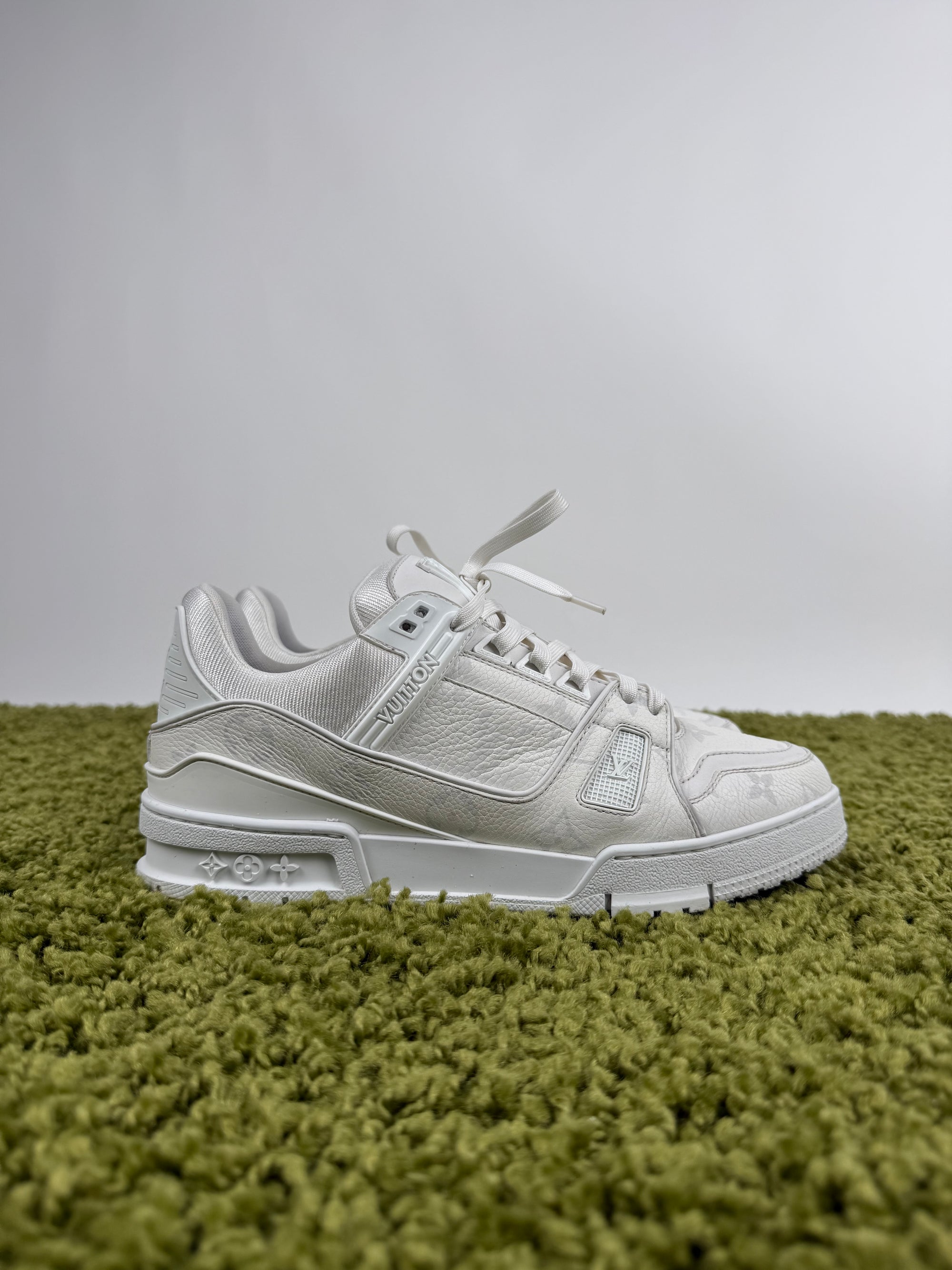 Louis Vuitton Trainer 41 veste 42