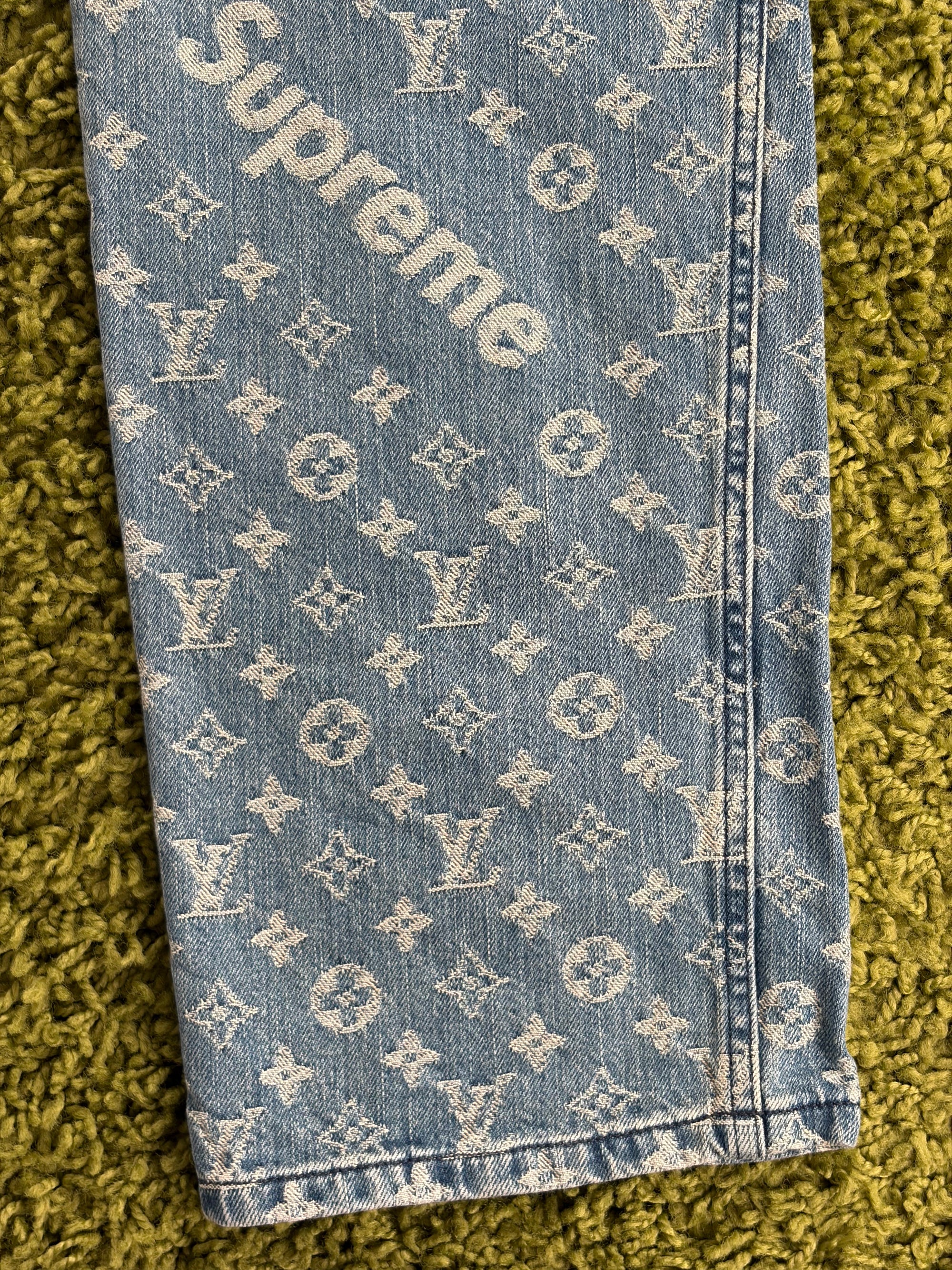 Completo Louis Vuitton X Supreme Size 50/34 blu e bianco