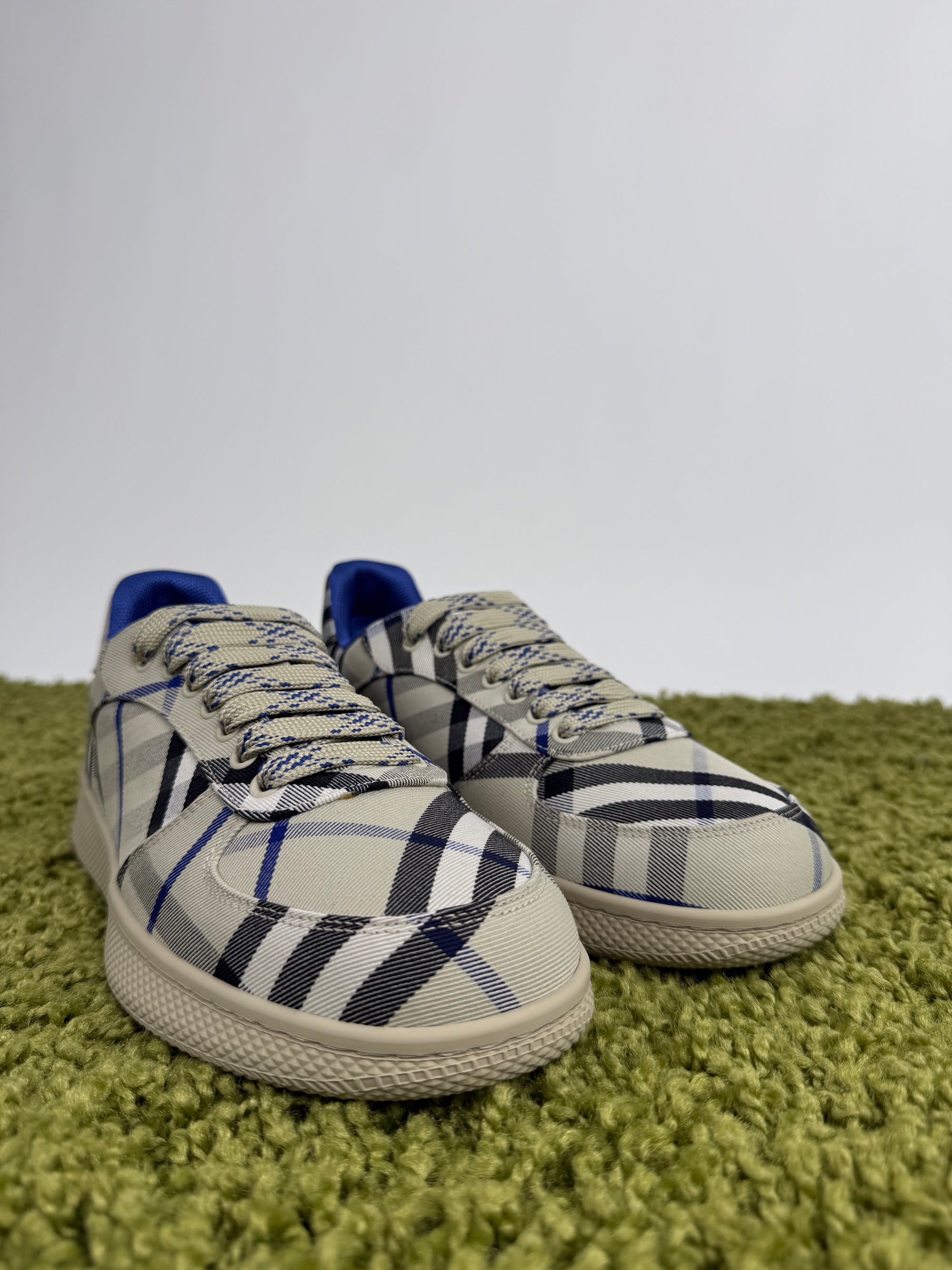 Burberry Terra Check 42