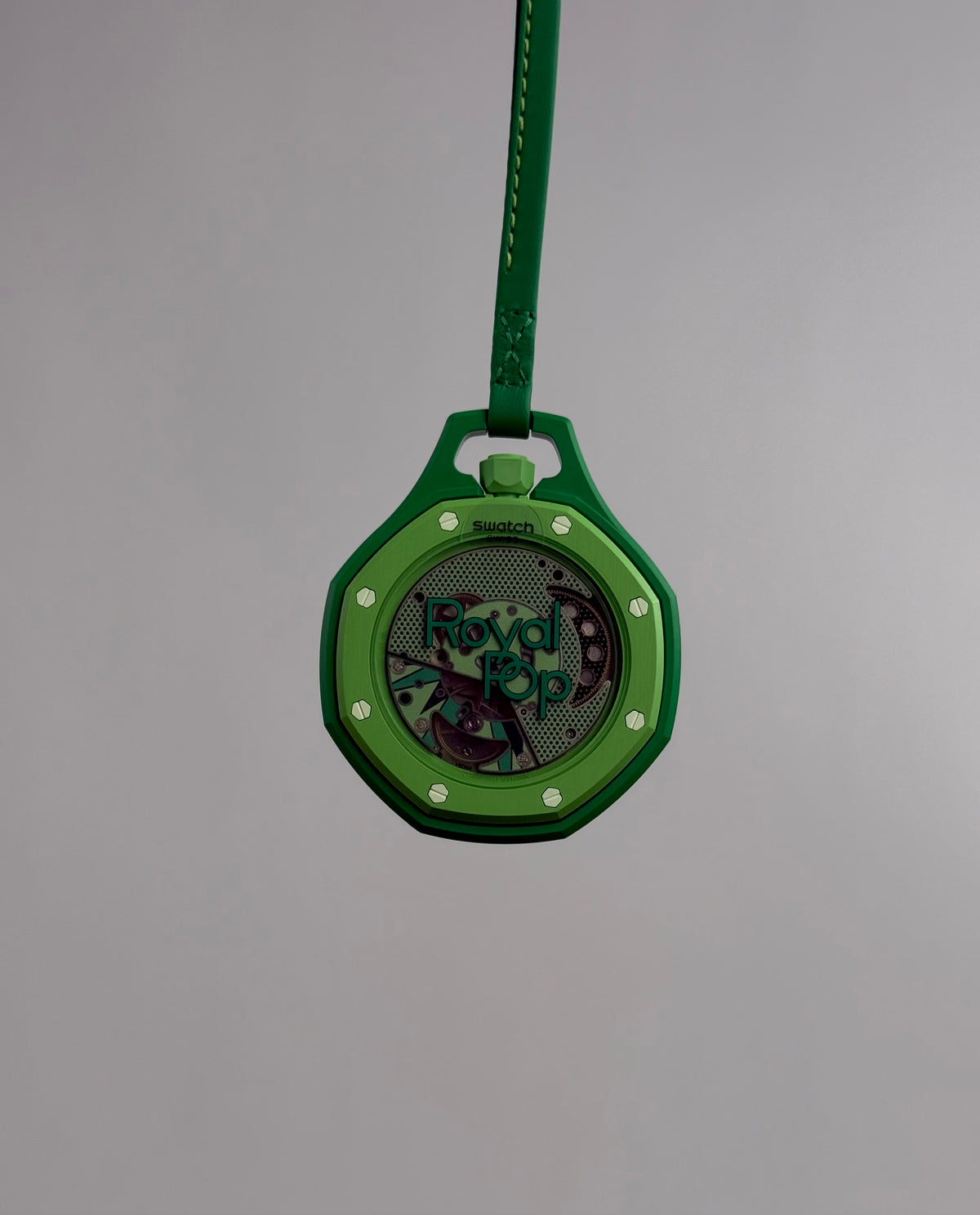 Audemars Piguet x Swatch della collezione Bioceramic Royal Pop