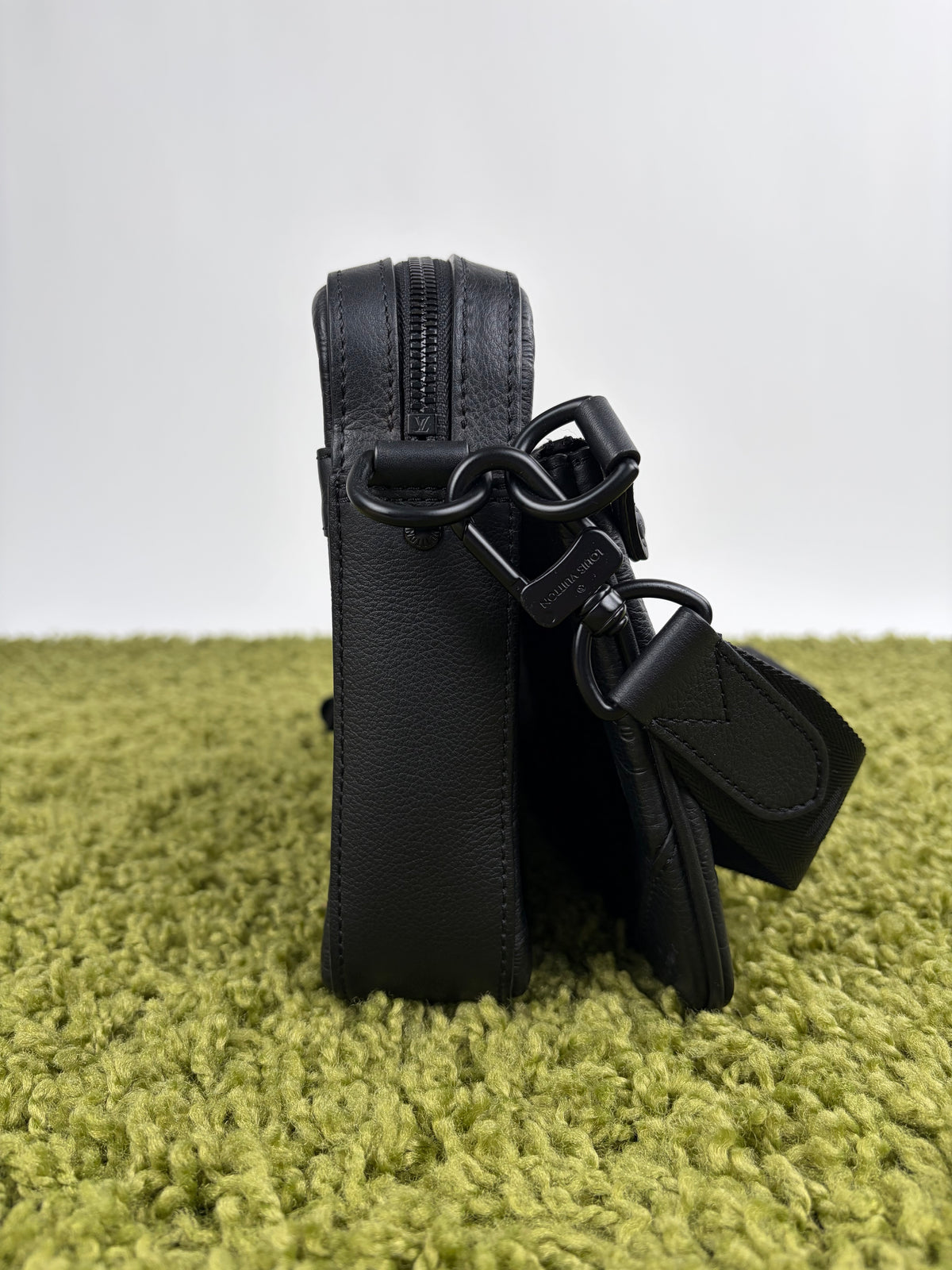 Borsa Louis Vuitton Messenger Trio Nera