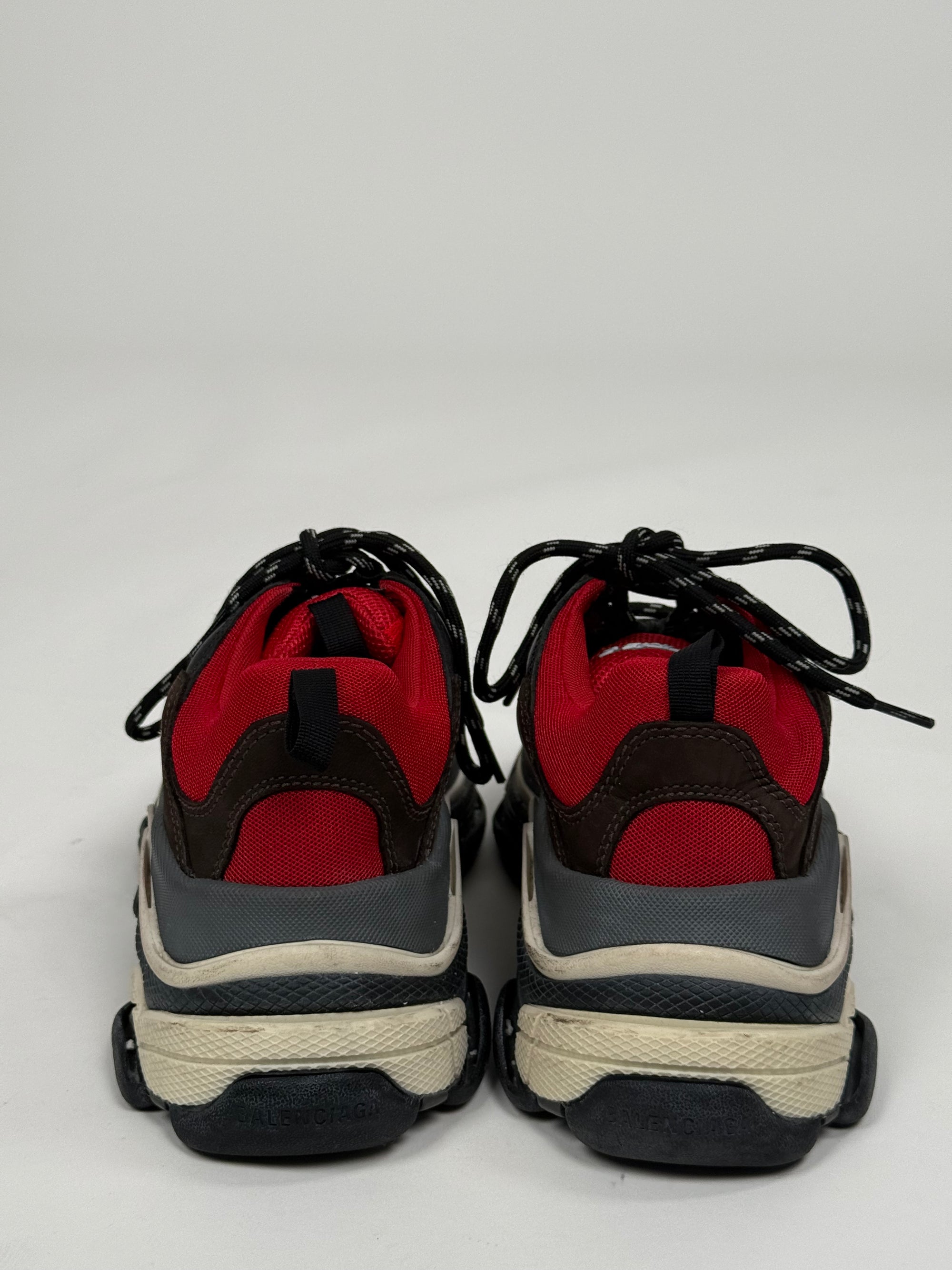 Balenciaga Triple S Size 41 rosse e nere