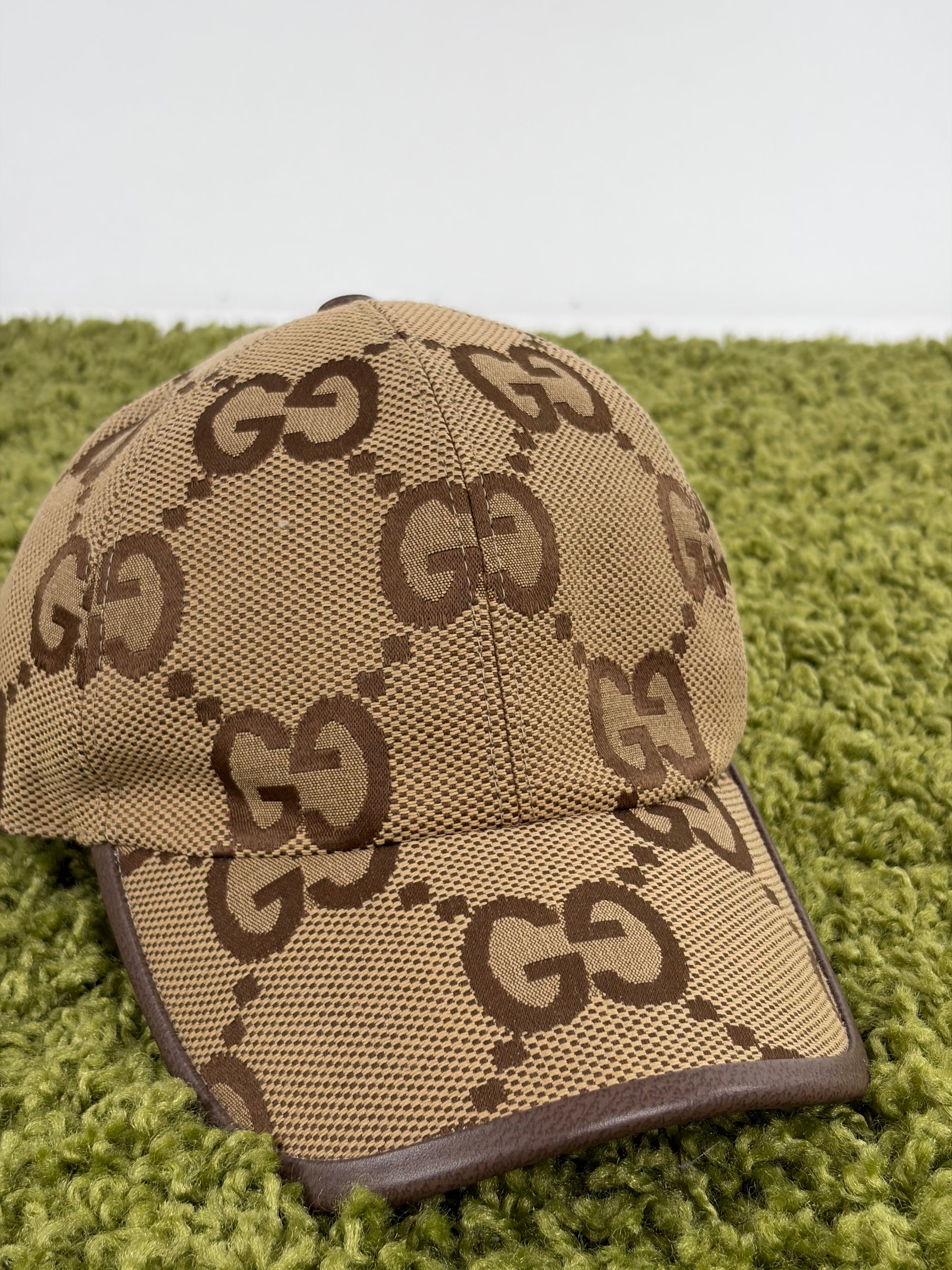 Cappello Gucci marrone e beige