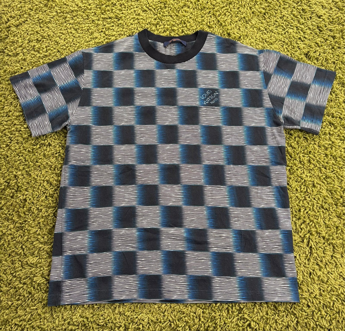 T-Shirt Louis Vuitton Damier Rush Blu Multicolor M - Second Hand Di Fiore