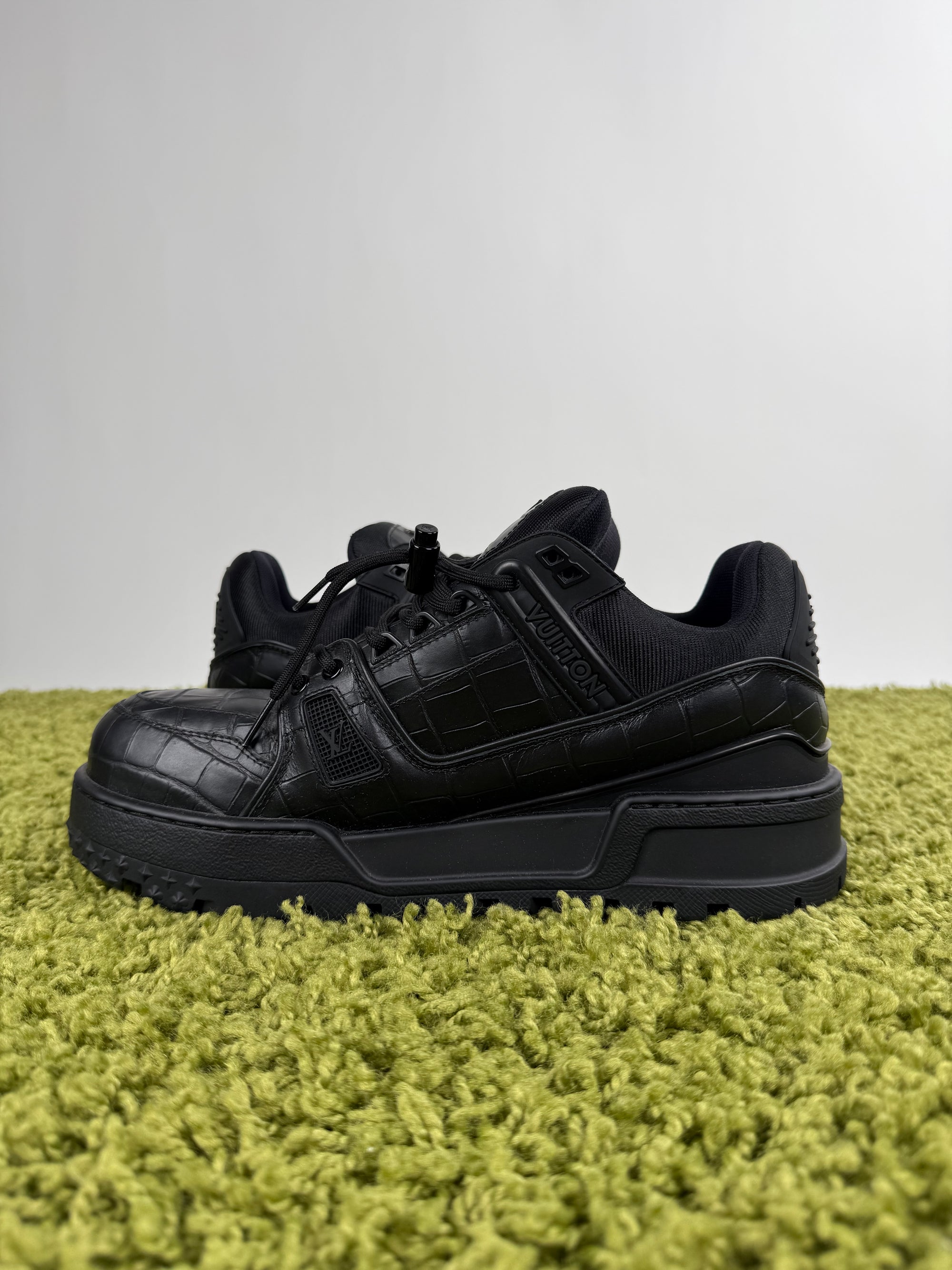 Louis Vuitton Trainer Maxi Nera 8