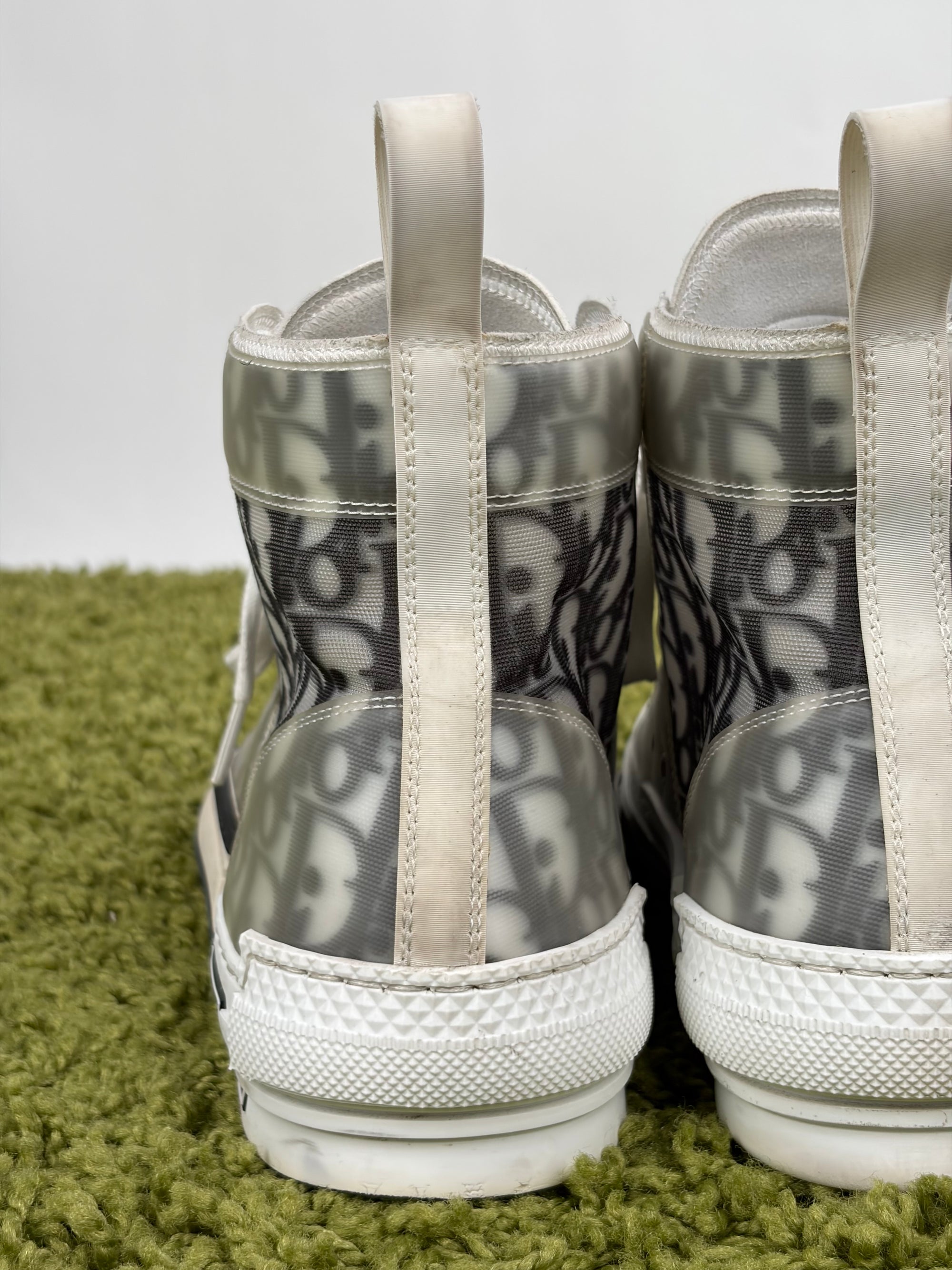 Dior B23 Size 43 grigie e bianche