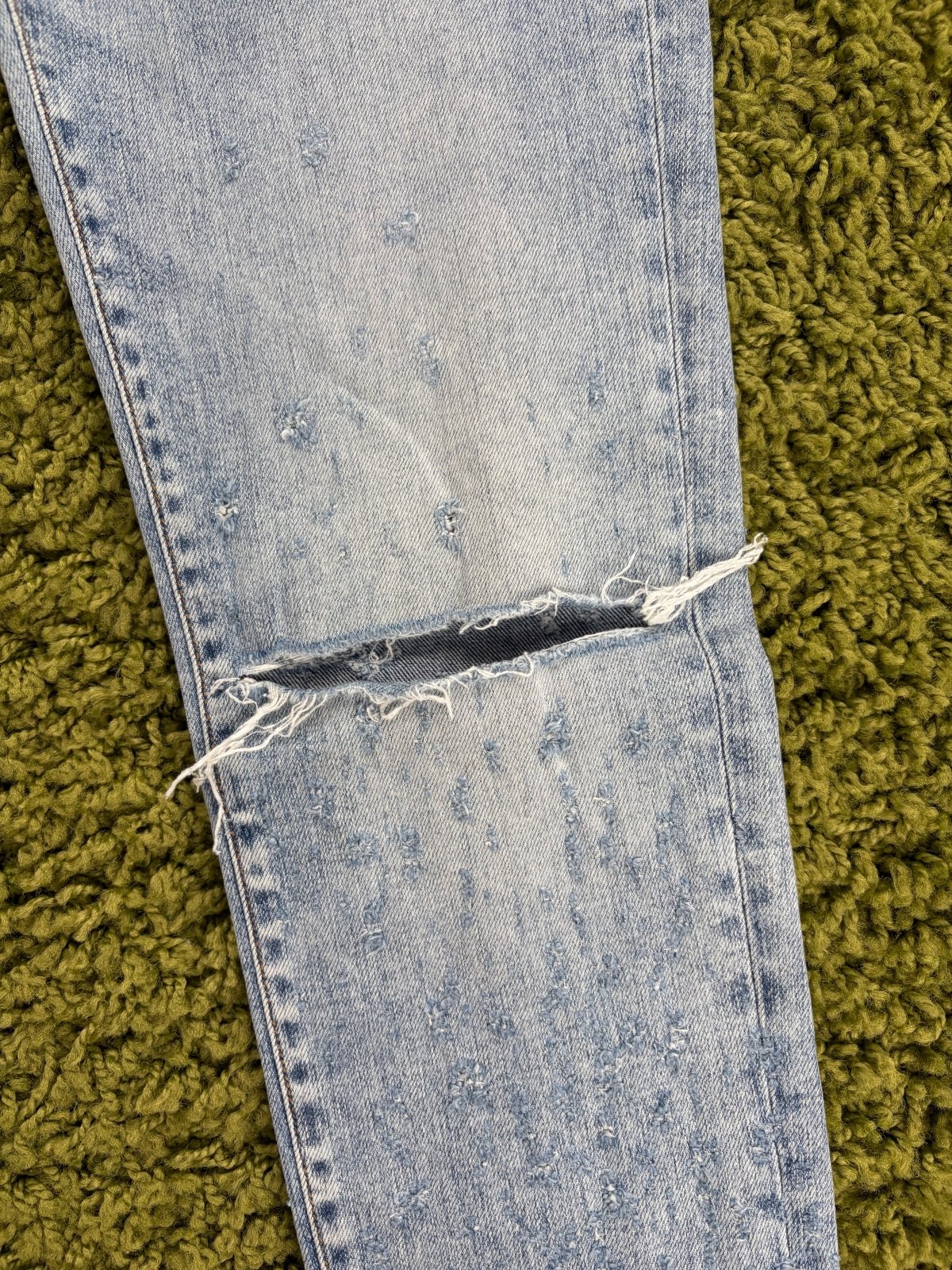 Jeans Amiri Distressed in Denim 30 - Second Hand Di Fiore
