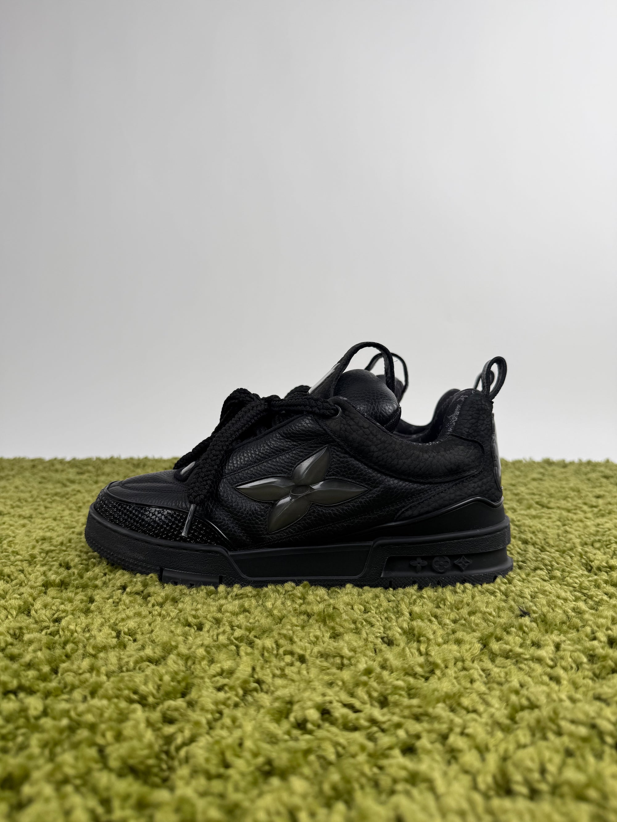 Louis Vuitton Skate 42 veste 43