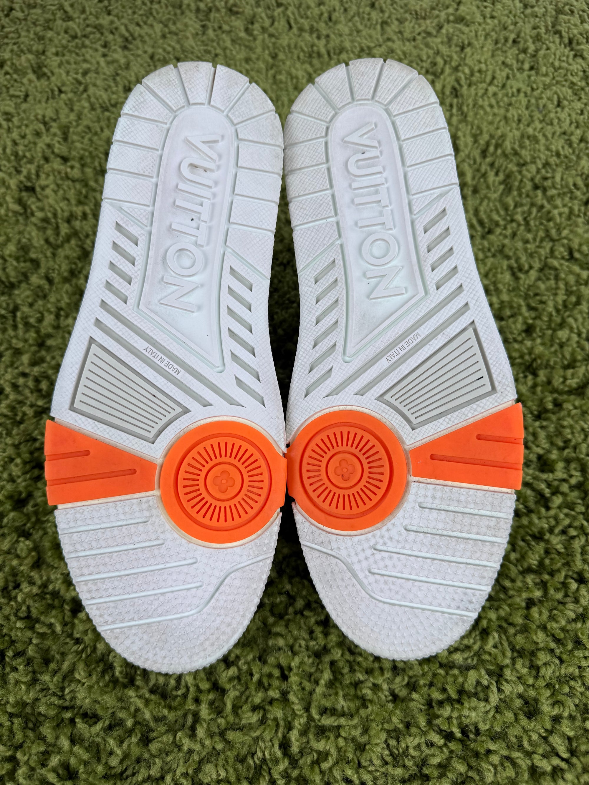 Louis Vuitton Trainer Argento 7