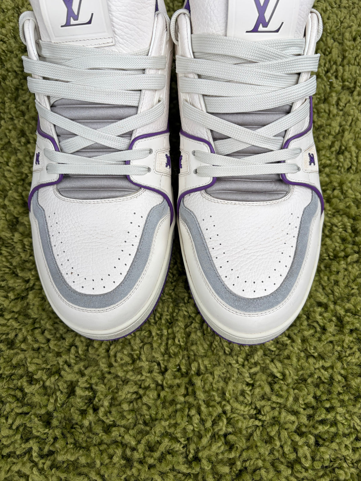 Louis Vuitton Trainer Viola 8.5