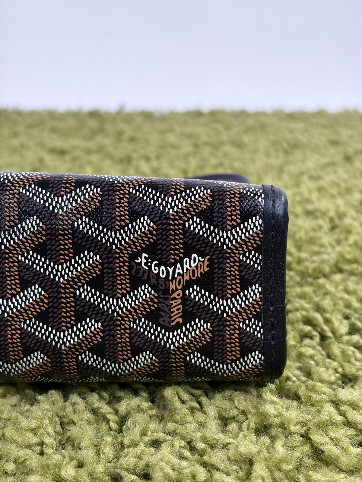 Pochette Goyard Jouvence MM in tela Goyardine Nera