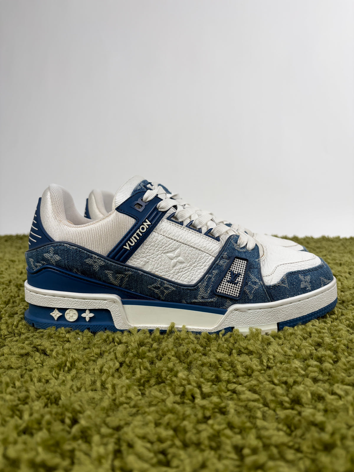 Louis Vuitton Trainer In Denim Blu 7.5