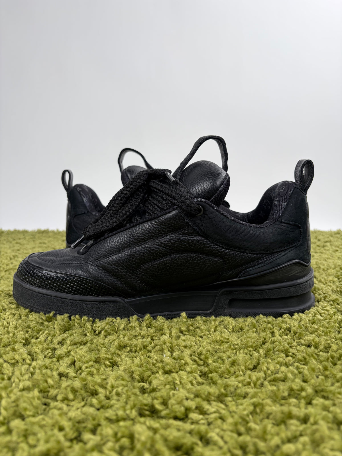 Louis Vuitton Skate Nera 9