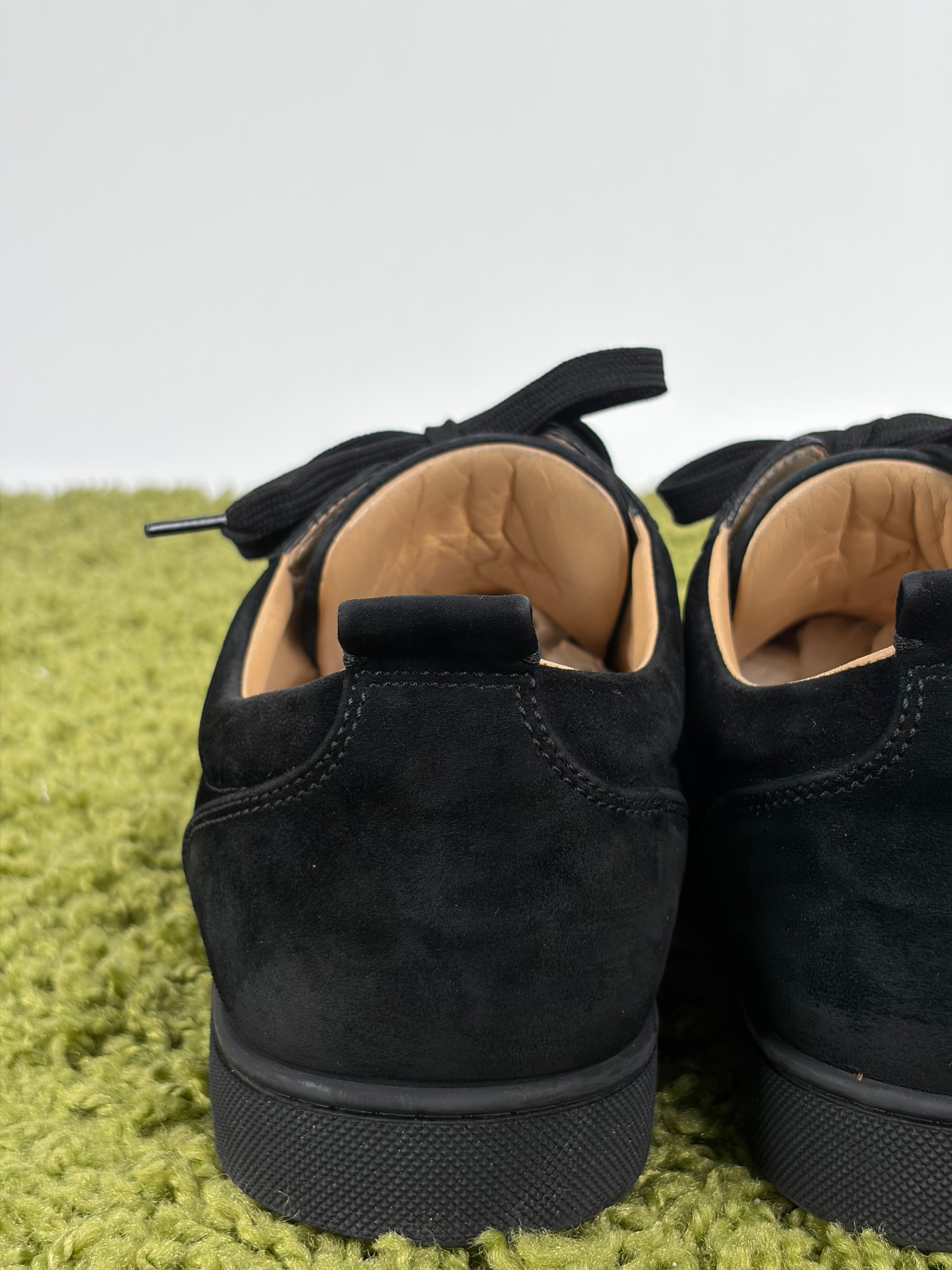 Louboutin basse Size 41 nere