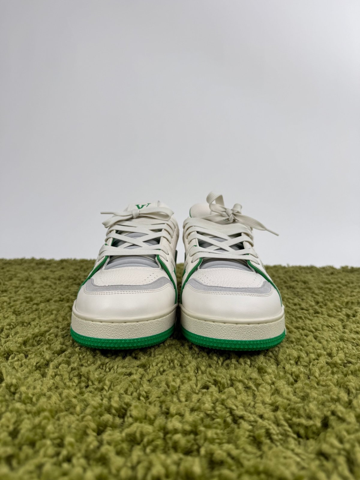 Louis Vuitton Trainer Bianca Verde 9.5 - Second Hand Di Fiore