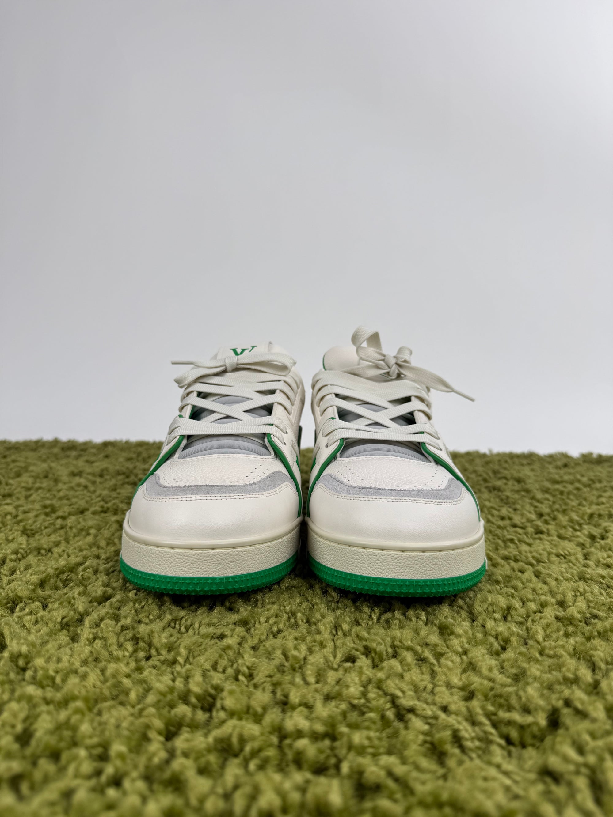 Louis Vuitton Trainer Bianca Verde 9.5