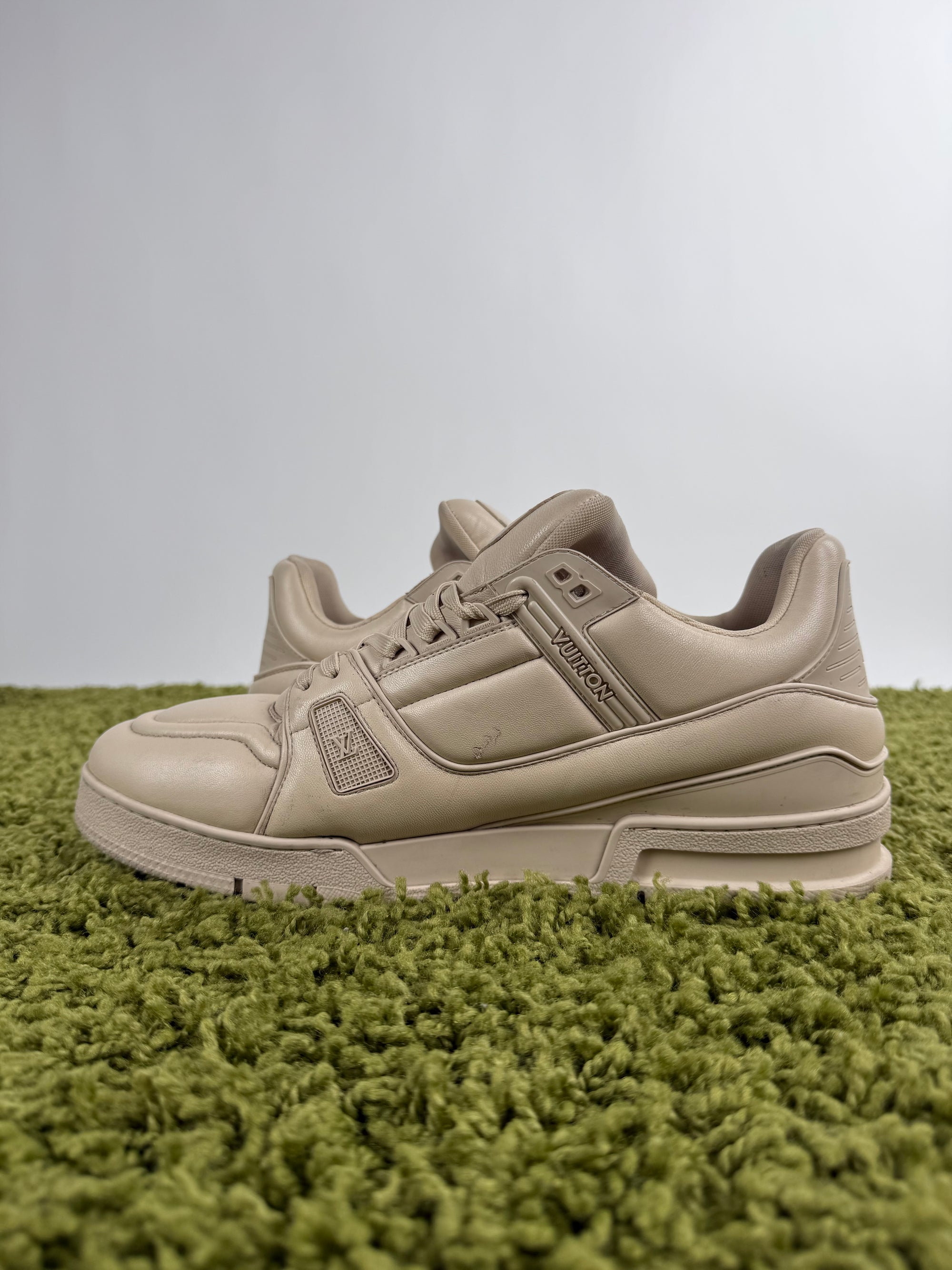 Louis Vuitton Trainer Puffer Beige 11