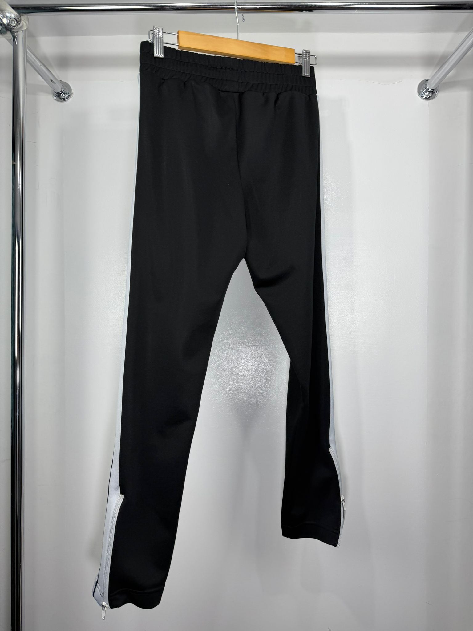 Felpa e Pantalone Palm Angels Size S nera e bianca