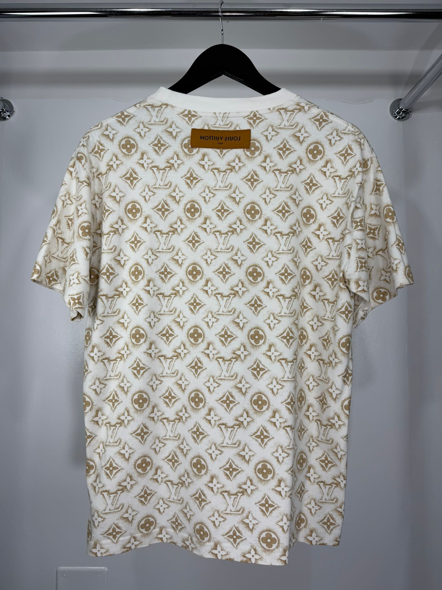 T-shirt Louis Vuitton Size S bianca e oro