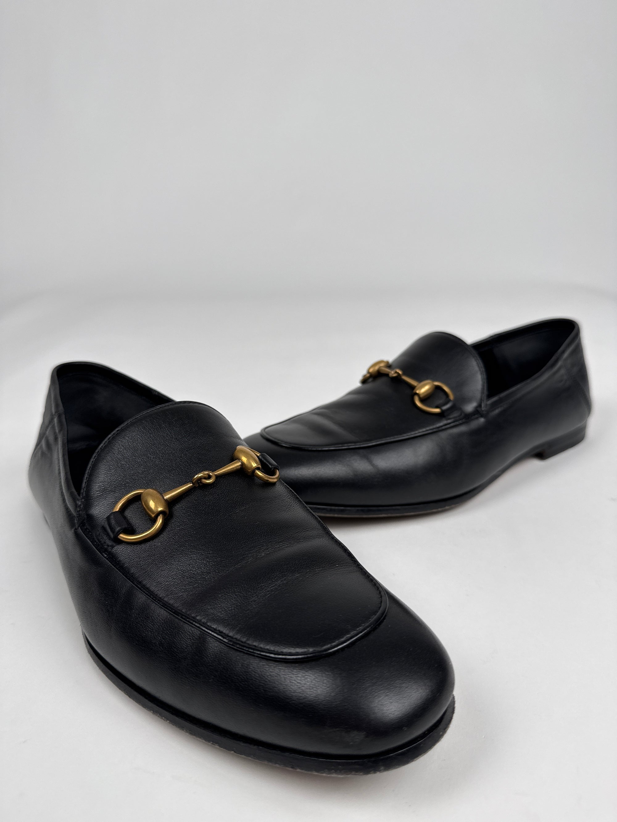 Mocassini Gucci con morsetto in pelle nera