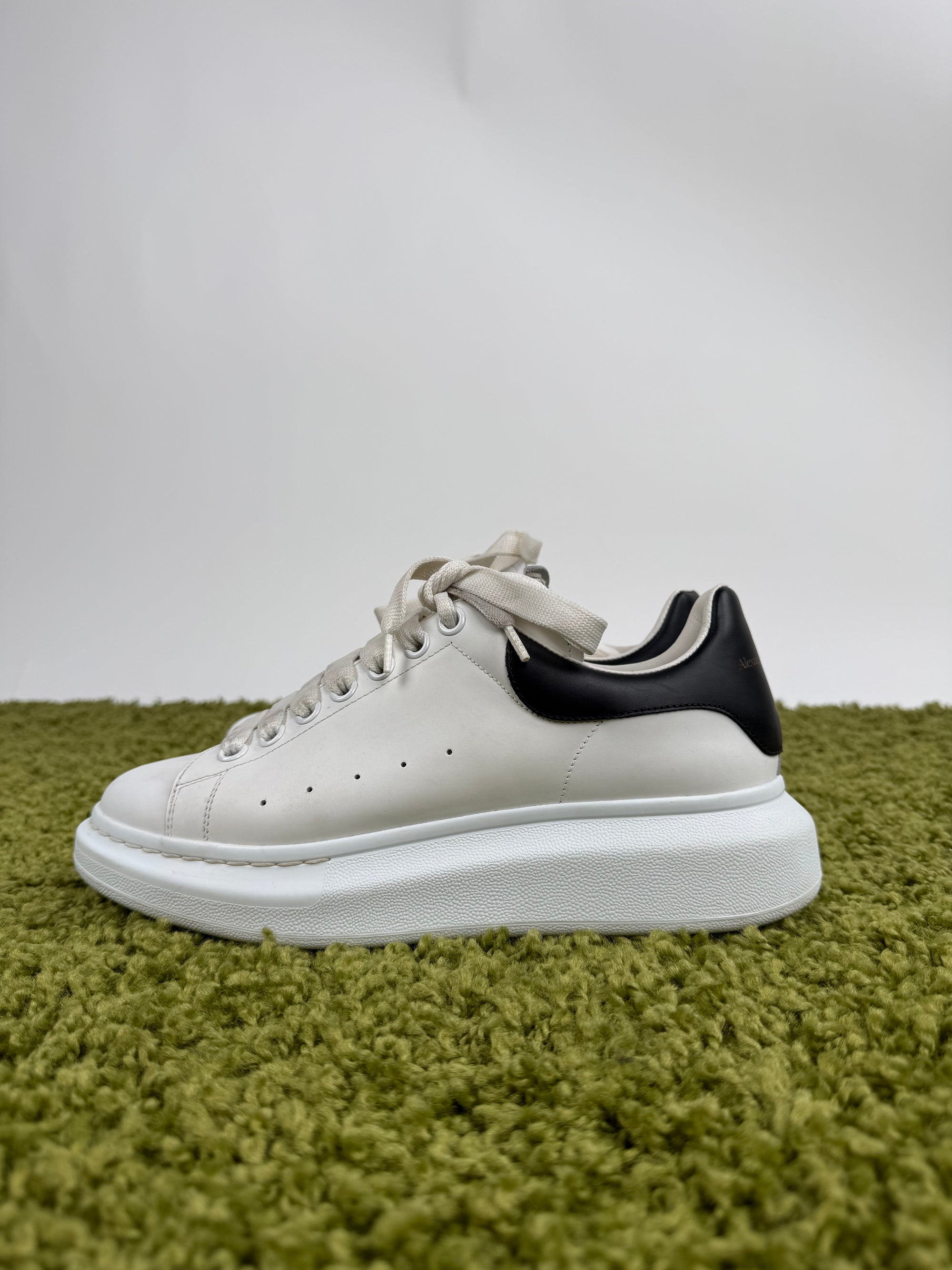 Alexander McQueen Sneaker 40.5