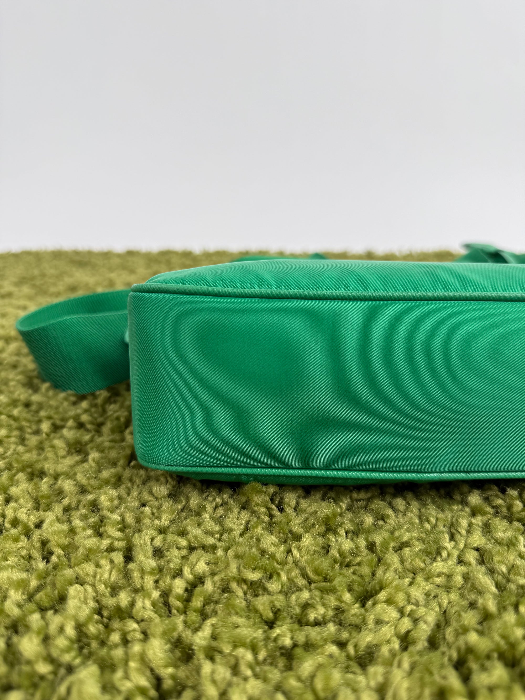 Borsa Prada Re-Edition 2005