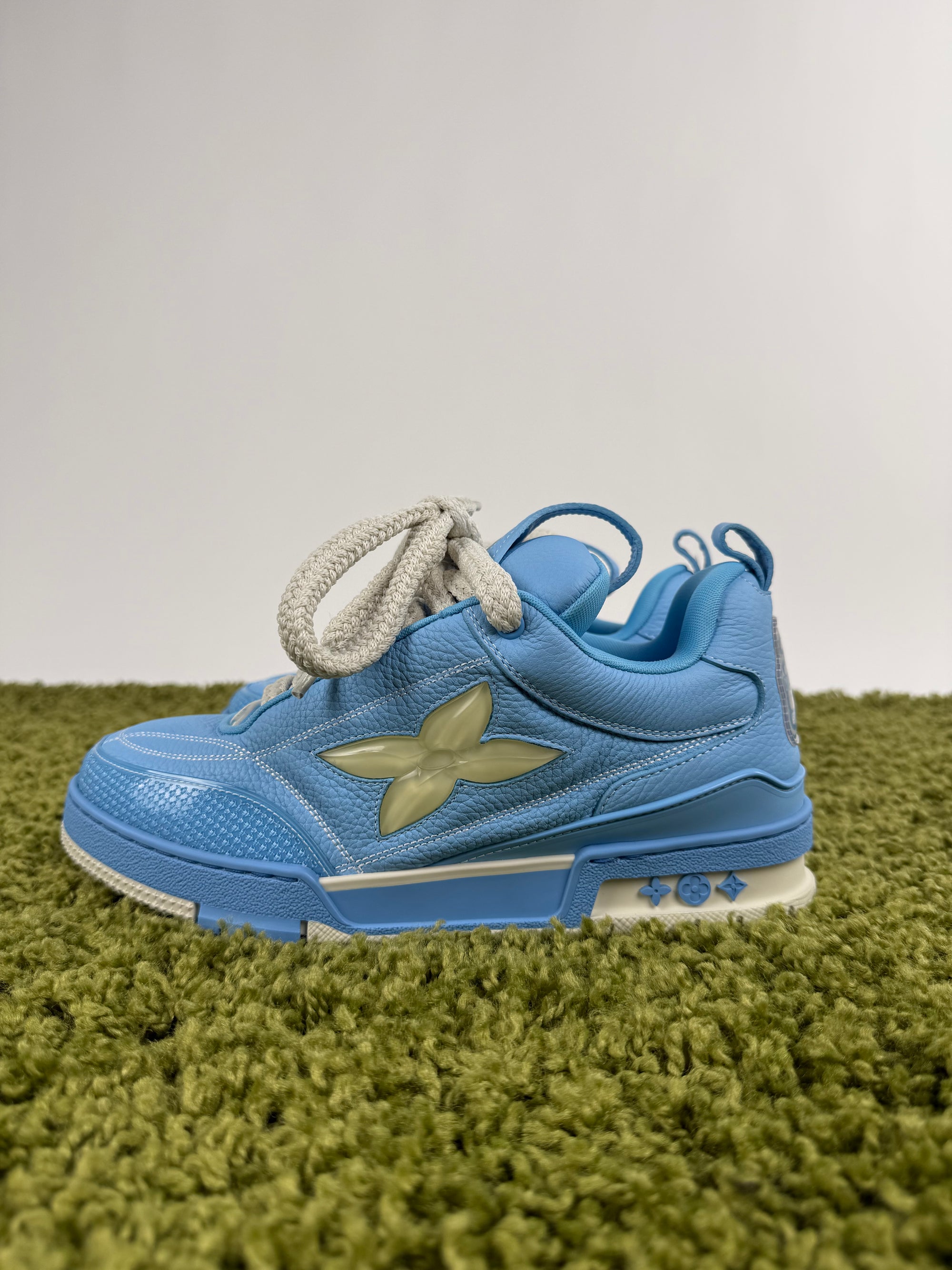 Louis Vuitton Skate azzurra 7.5