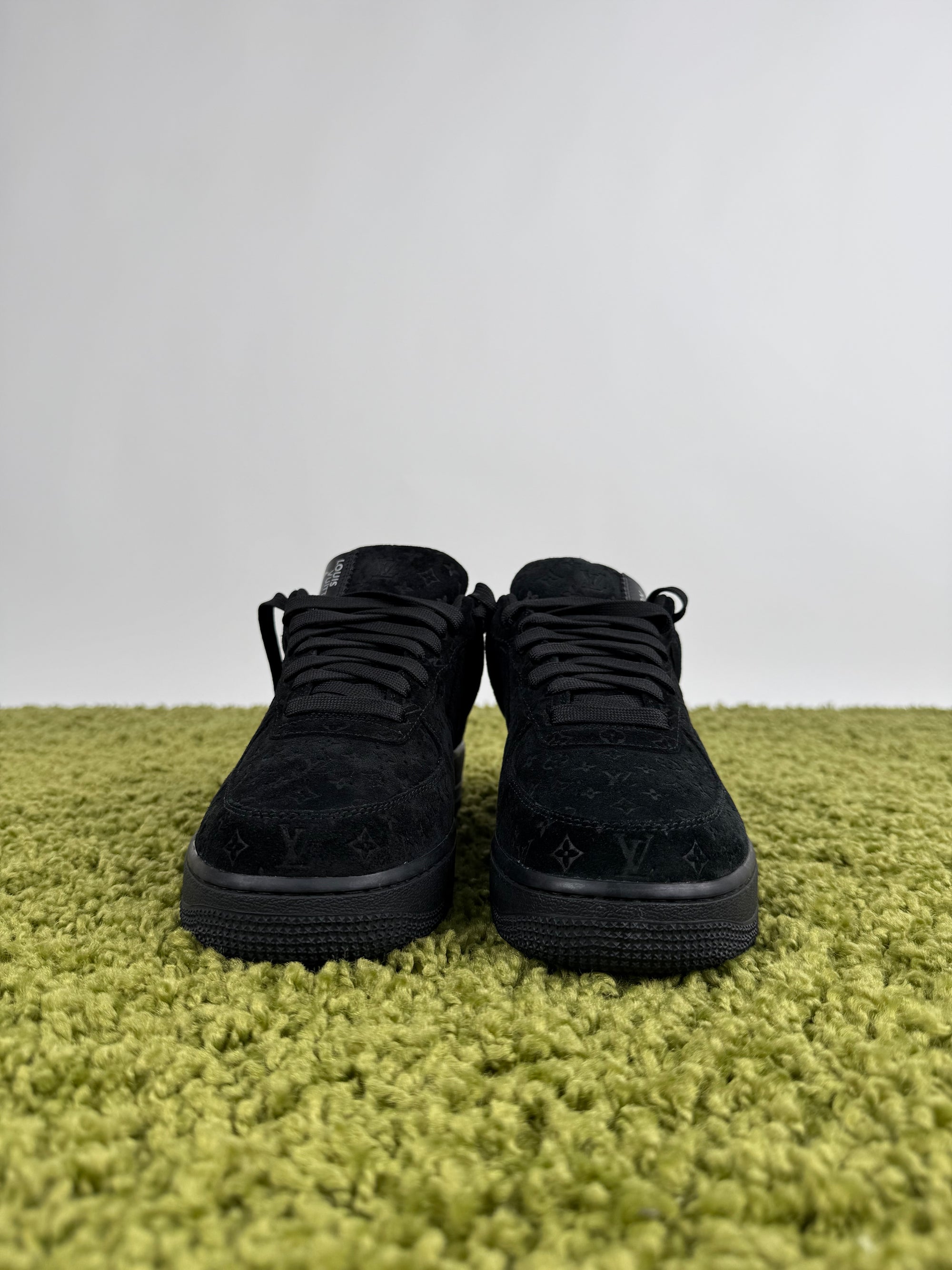 Louis Vuitton x Nike air force 1 40,5