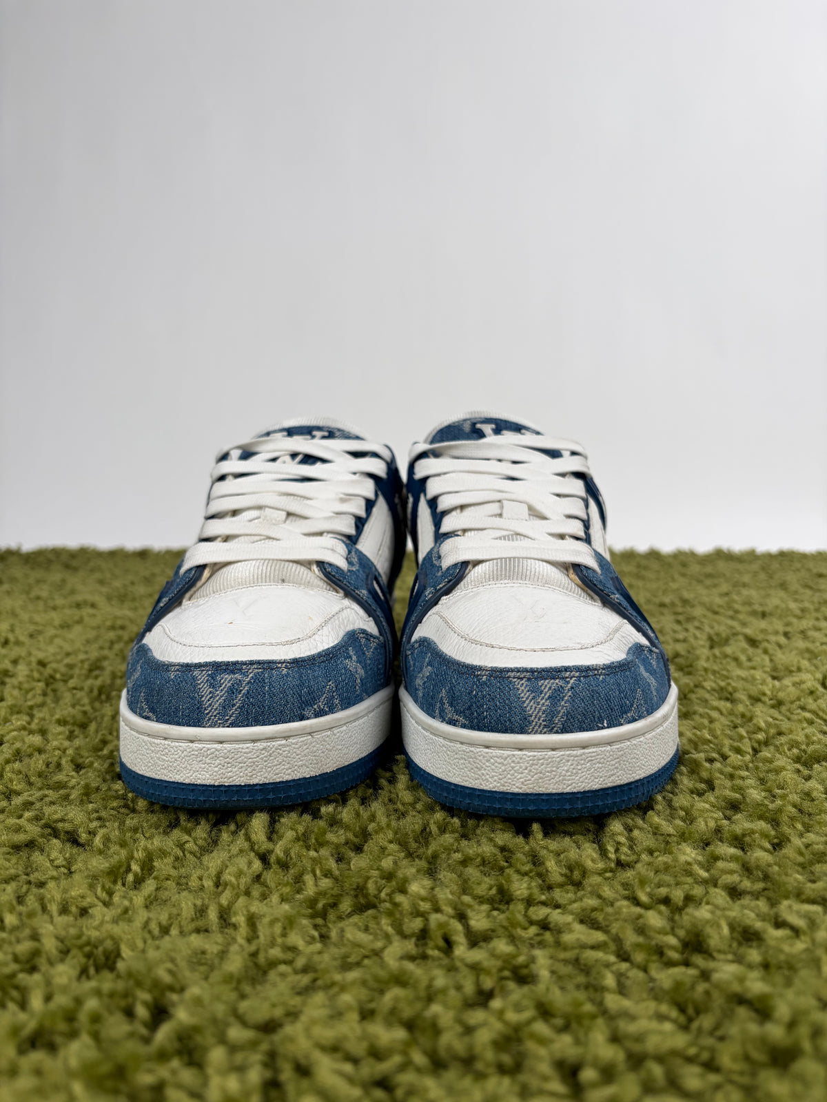 Louis Vuitton Trainer In Denim Blu 7.5
