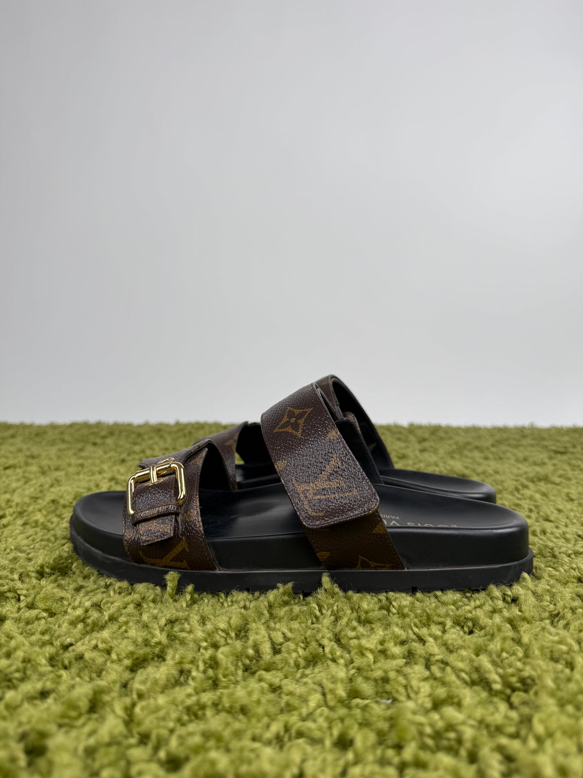 Mule Bom Dia  Louis Vuitton Marrone