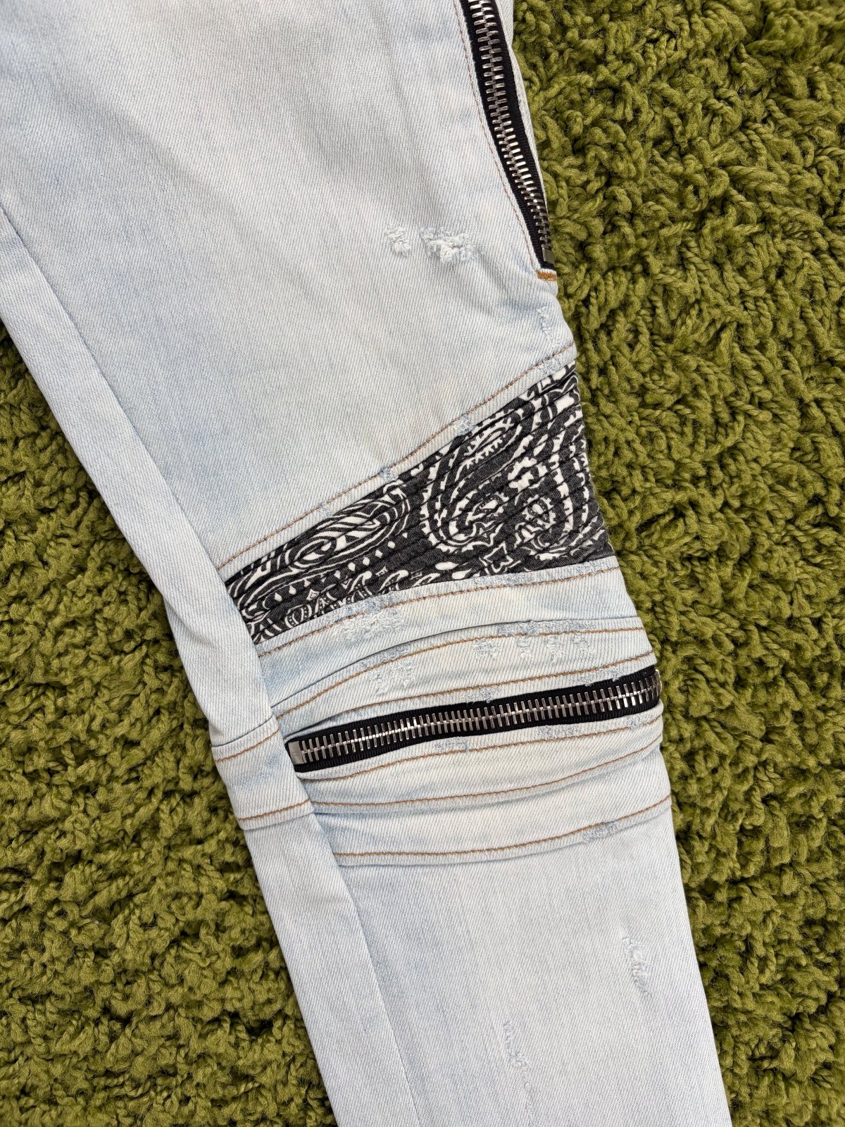 Jeans Amiri Bandana in Denim 30 - Second Hand Di Fiore