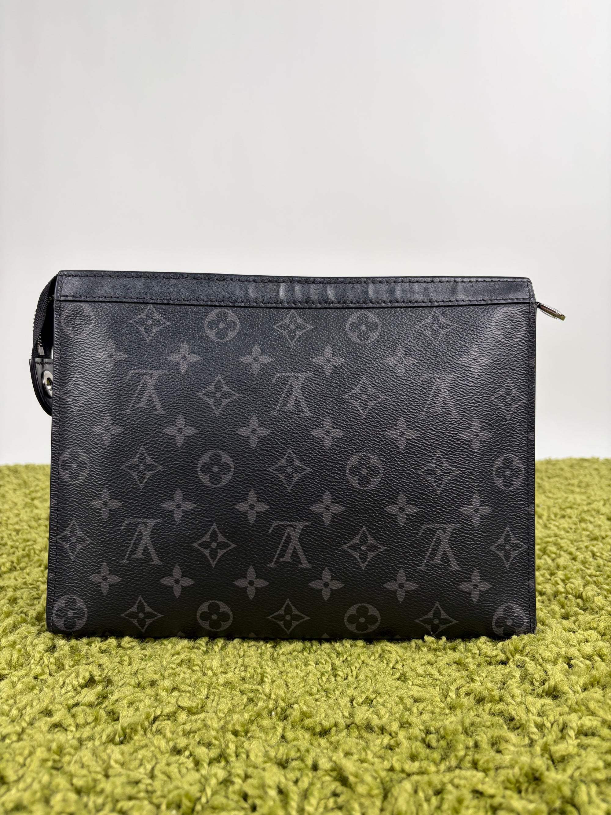 Pochette Louis Vuitton nera