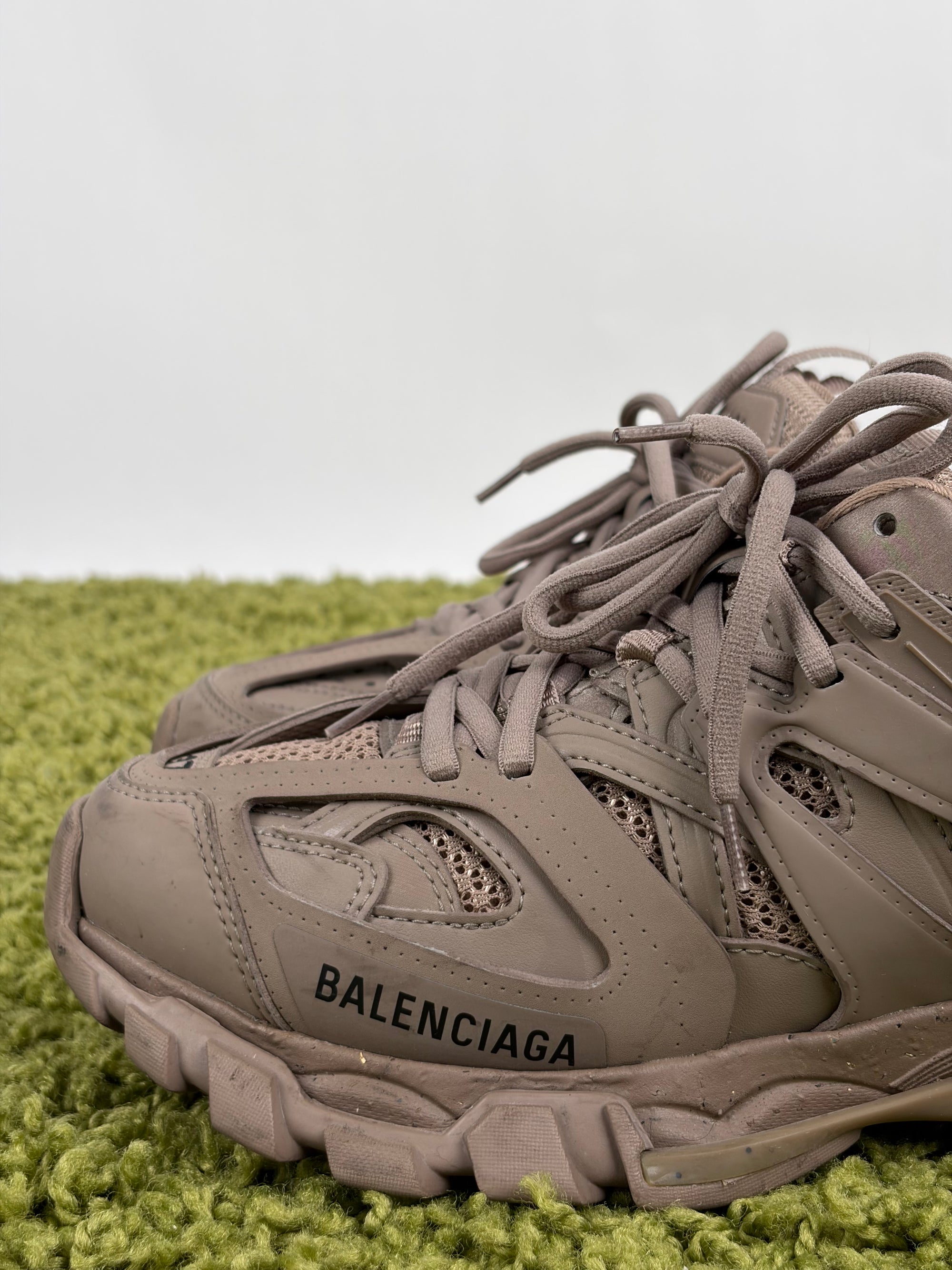 Balenciaga Track Size 37 marrone fango