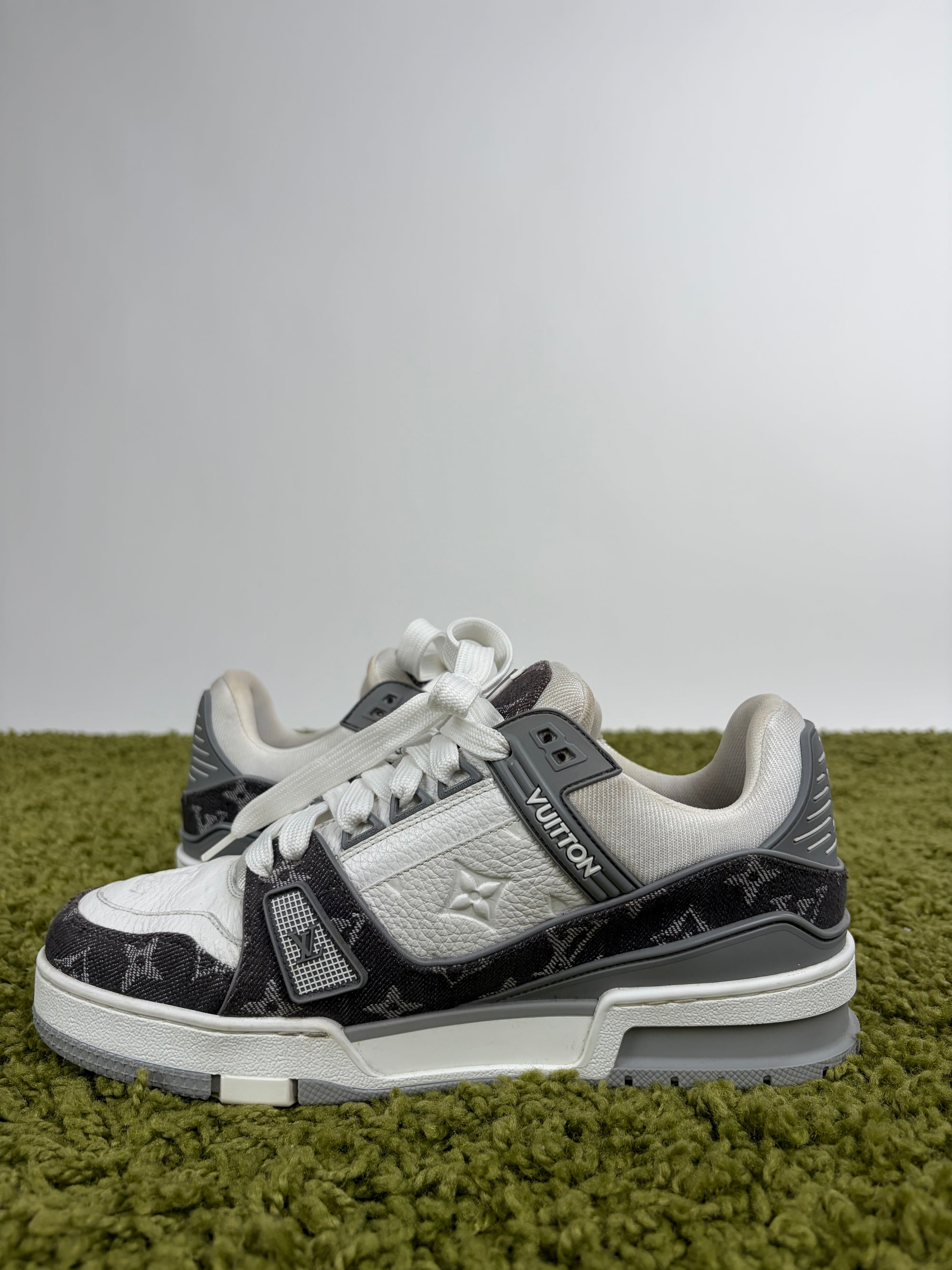 Louis Vuitton trainer Size 5.5=39.5 calza 40.5 bianche e grigie