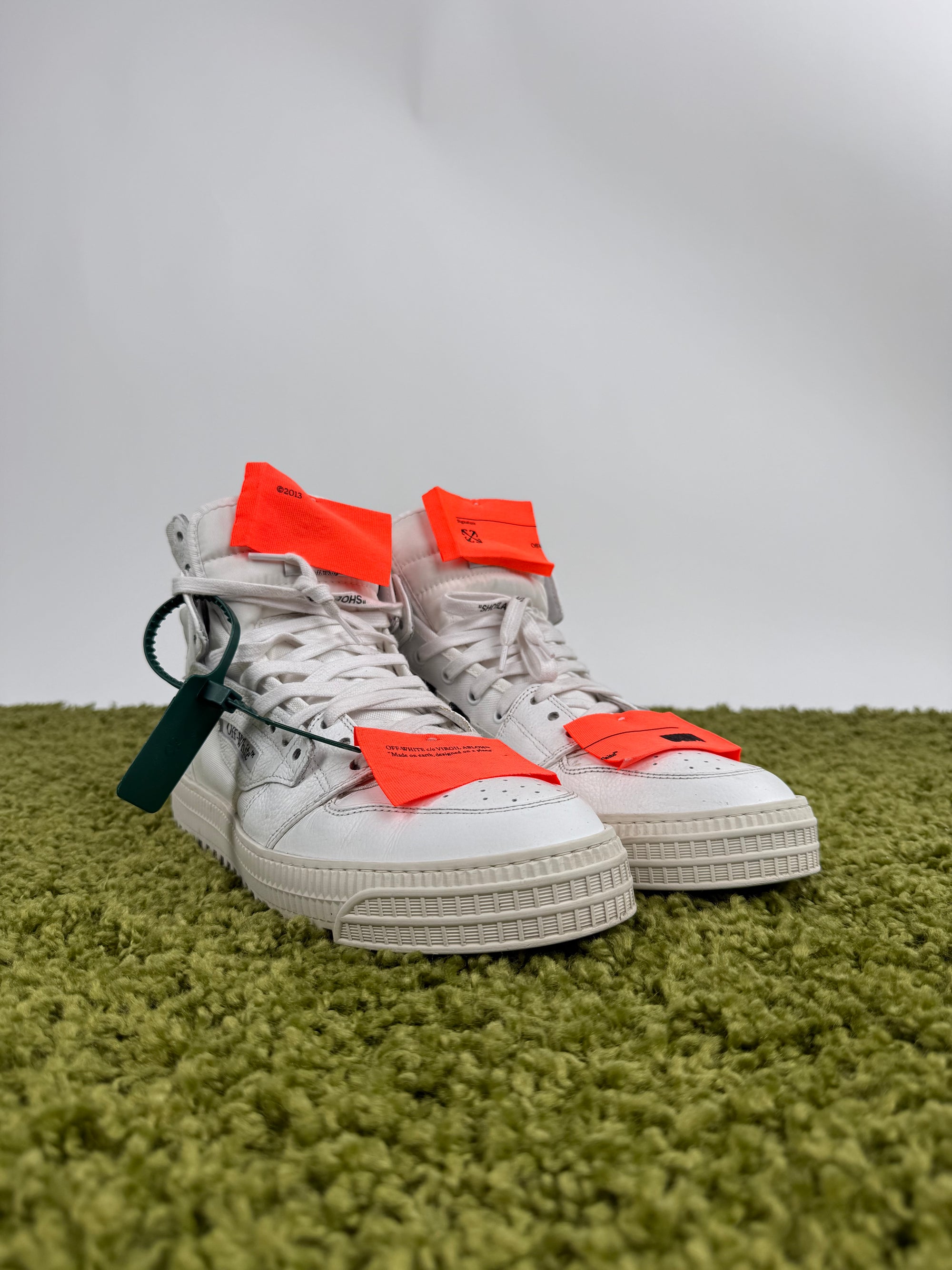 Off White High Sneaker 44