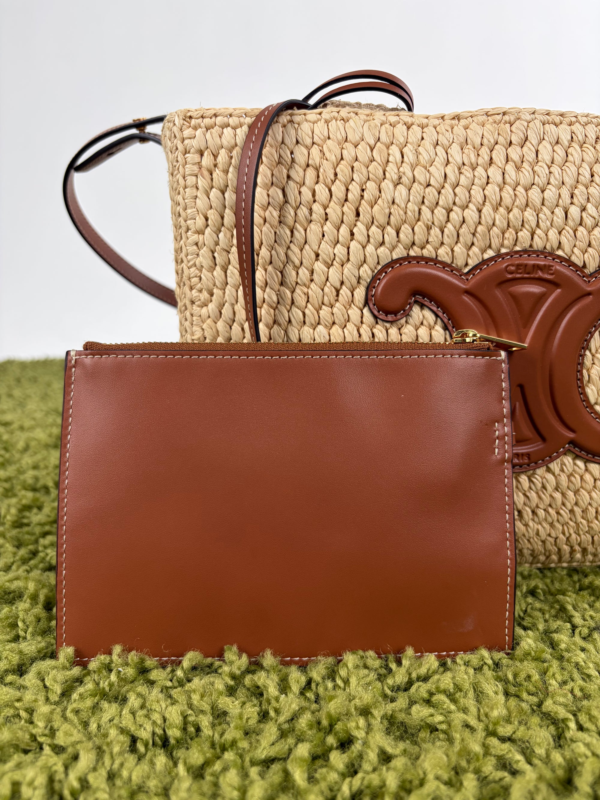 Borsa Celine Cabas Thais in rafia beige e marrone