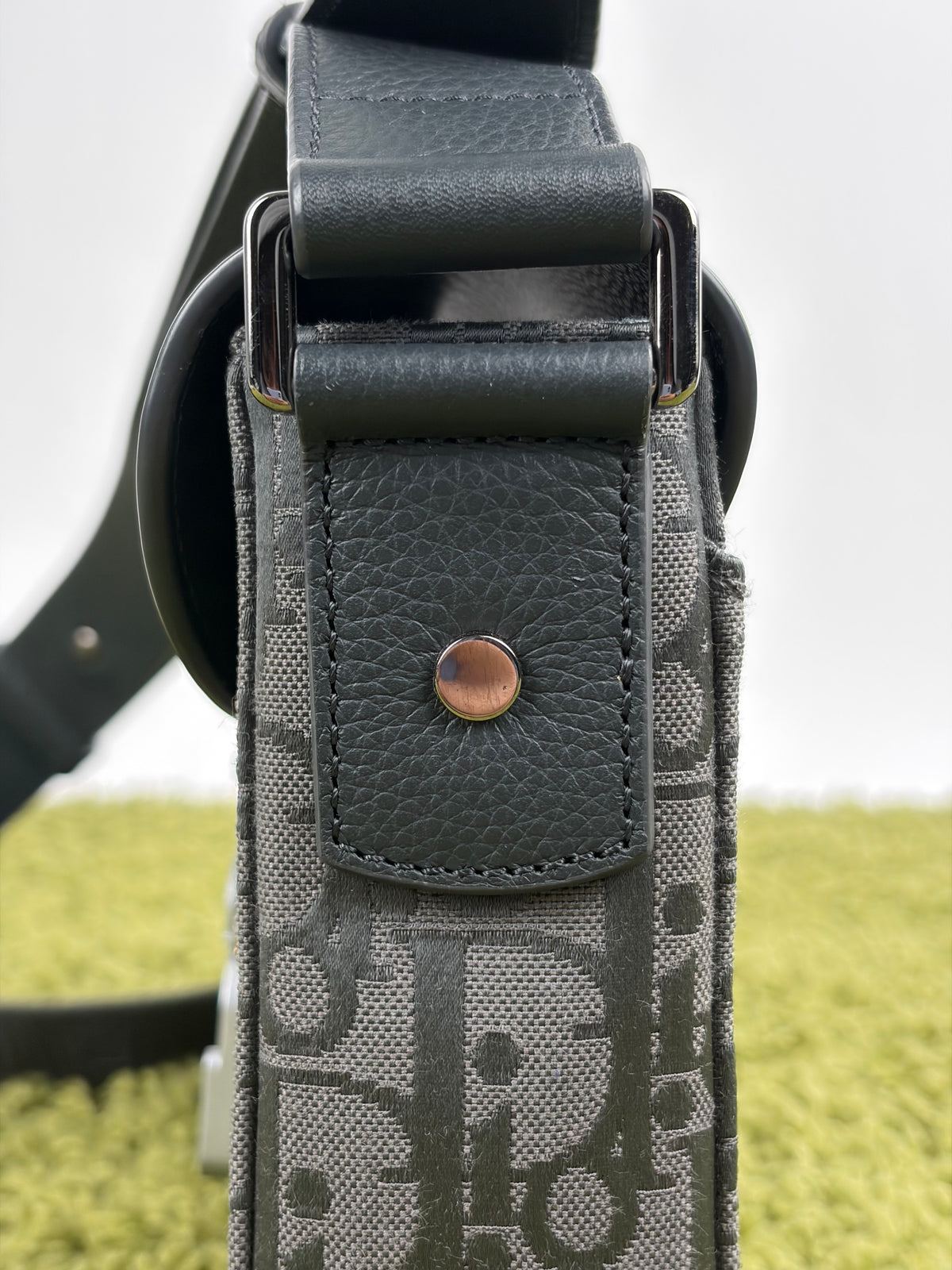 Borsa Christian Dior Saddle con pattina Grigia