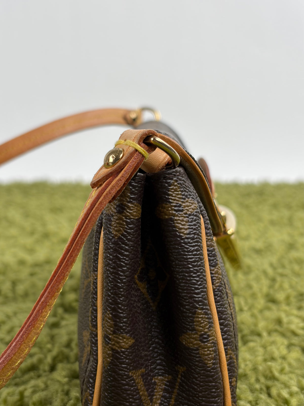 Borsa Louis Vuitton Monogram Beverly Marrone