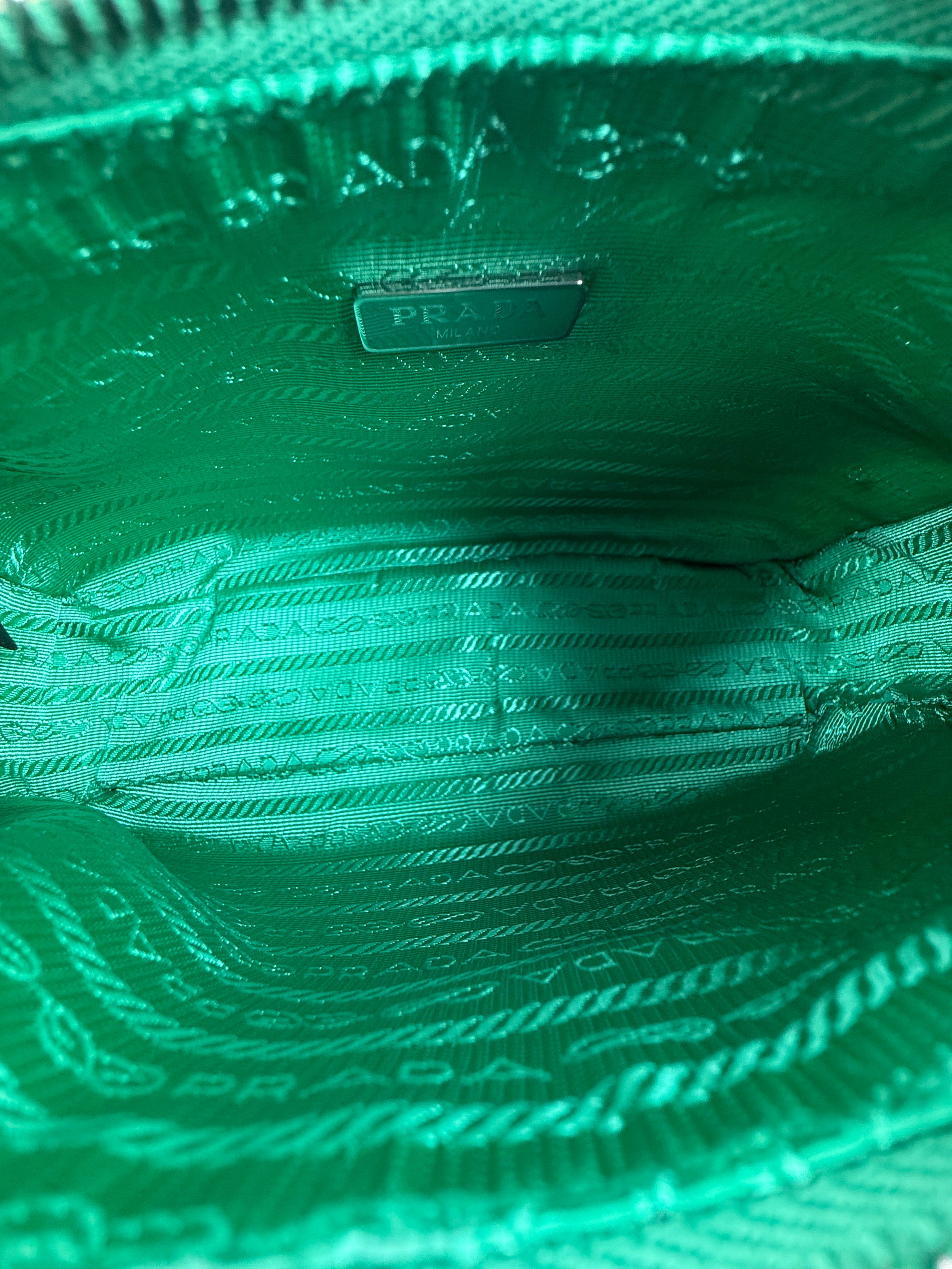 Borsa Prada Re-Edition 2005