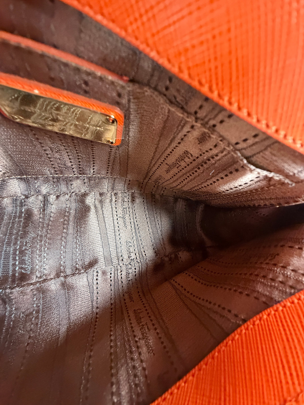 Borsa Ferragamo Gancini Chain Arancione