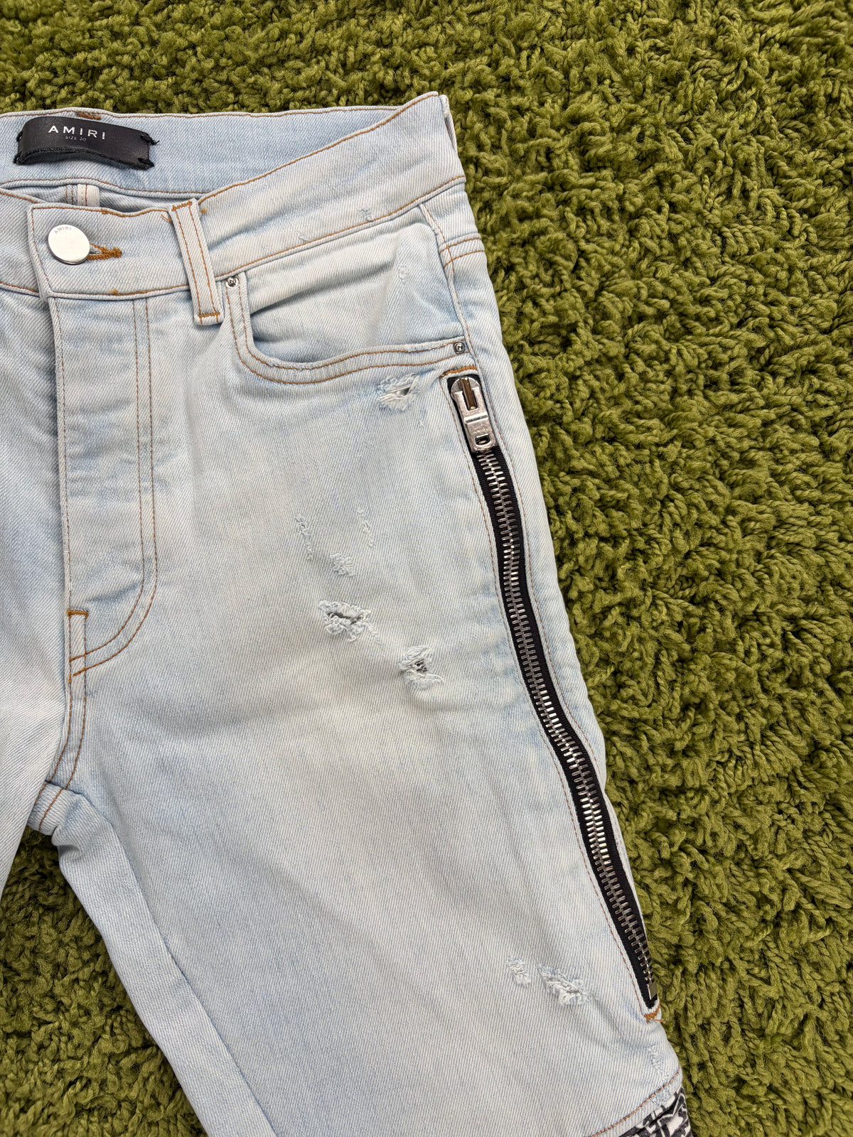 Jeans Amiri Bandana in Denim 30
