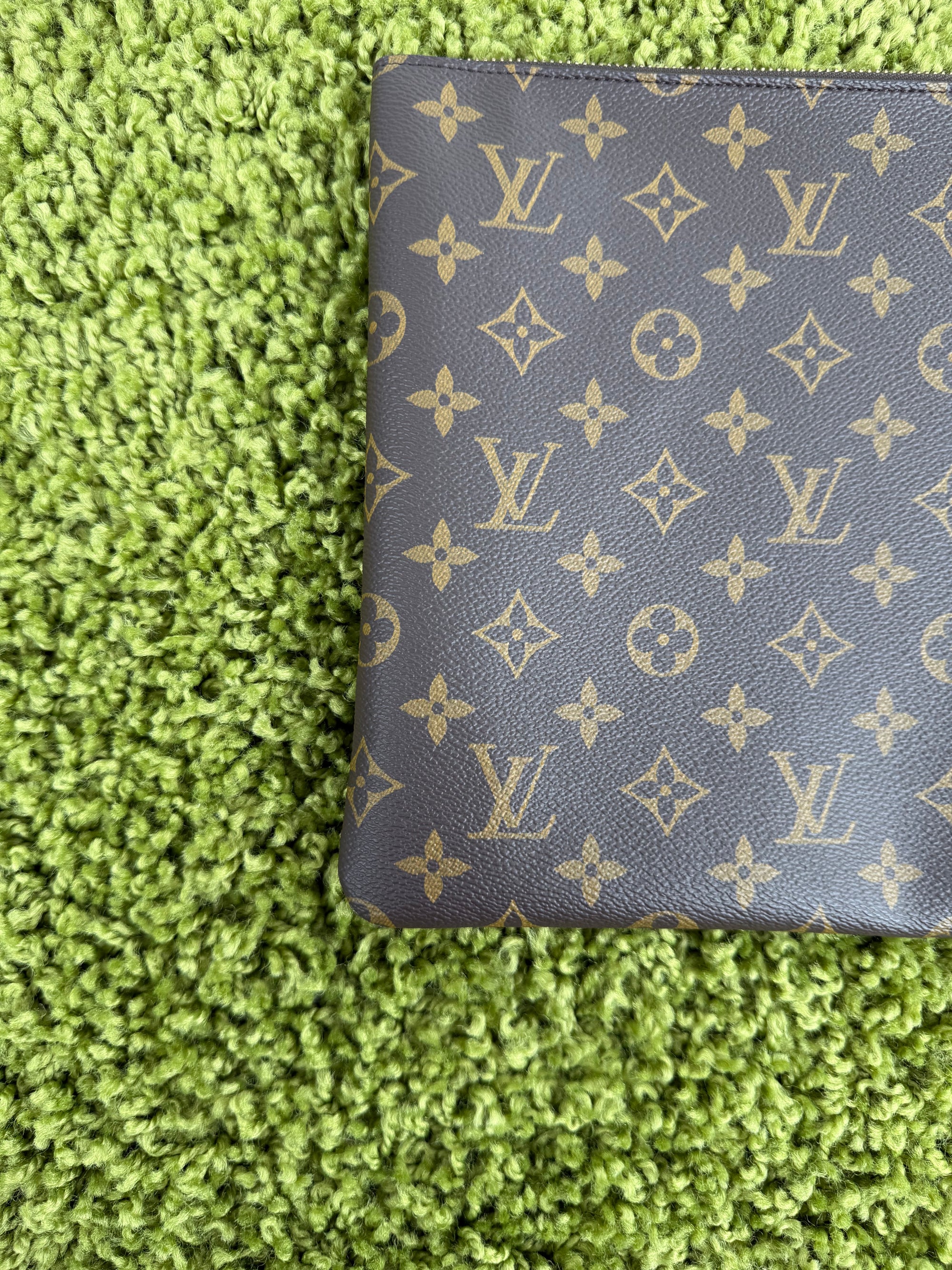 Pochette Louis Vuitton in tela monogram