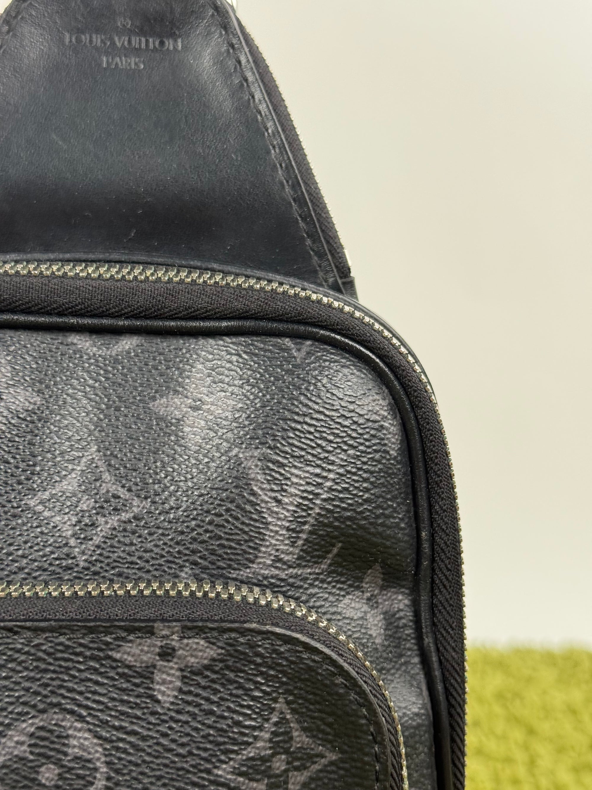 Zaino Monospalla Avenue Louis Vuitton Nero