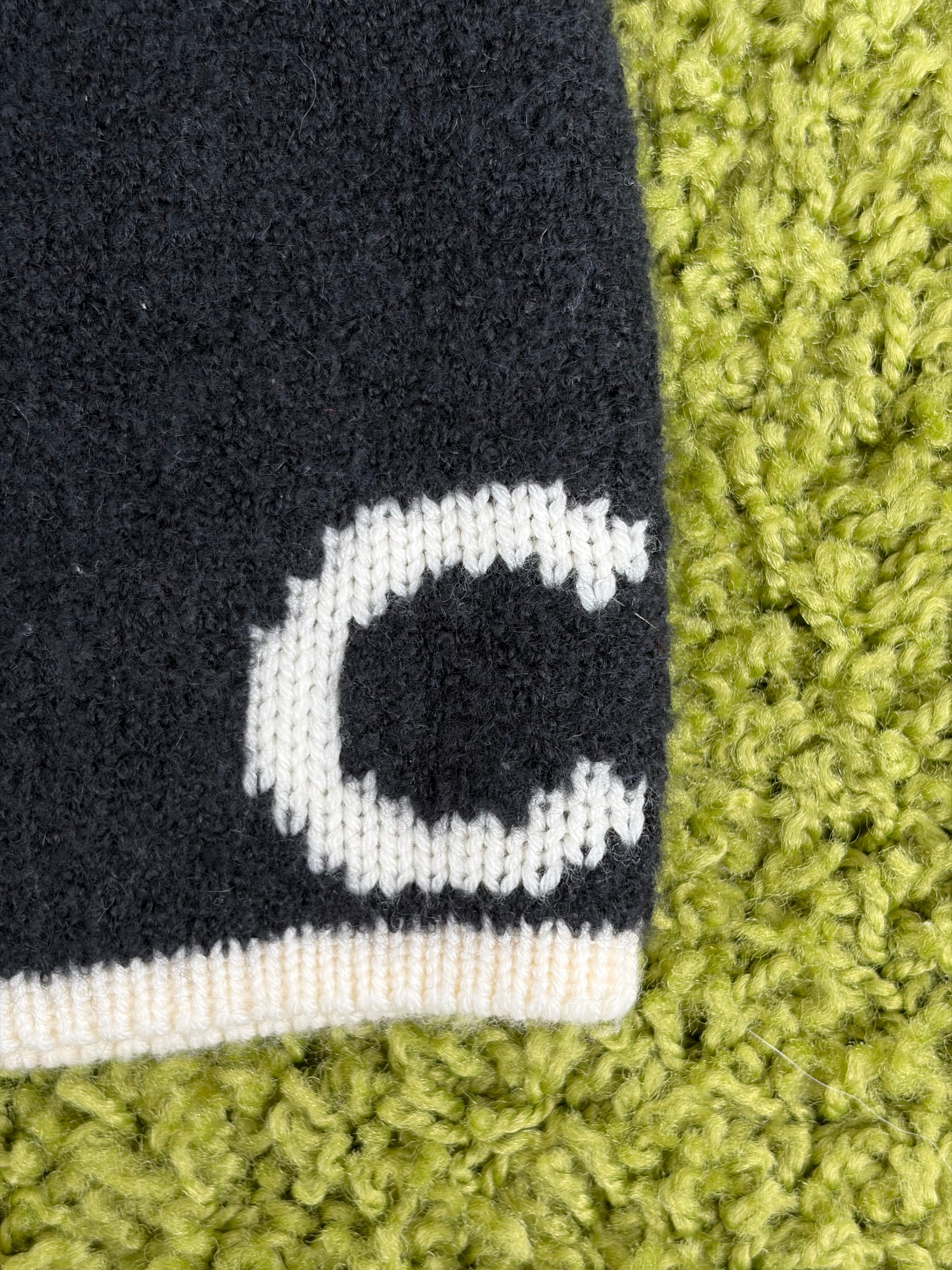 Cappello Chanel blu e bianco