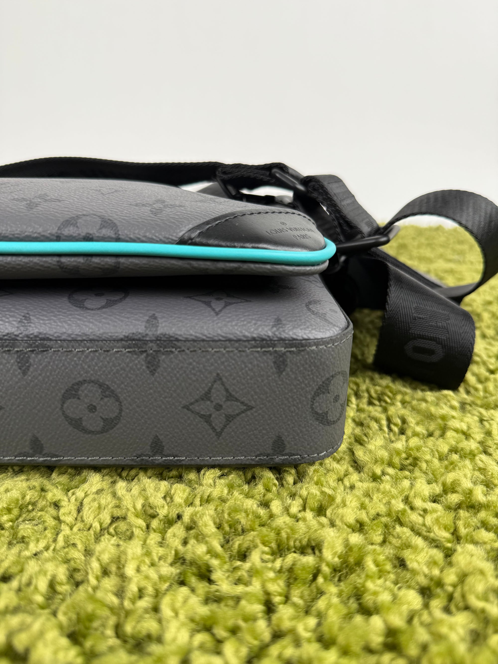 Borsa Trio Messenger Louis Vuitton Grigia