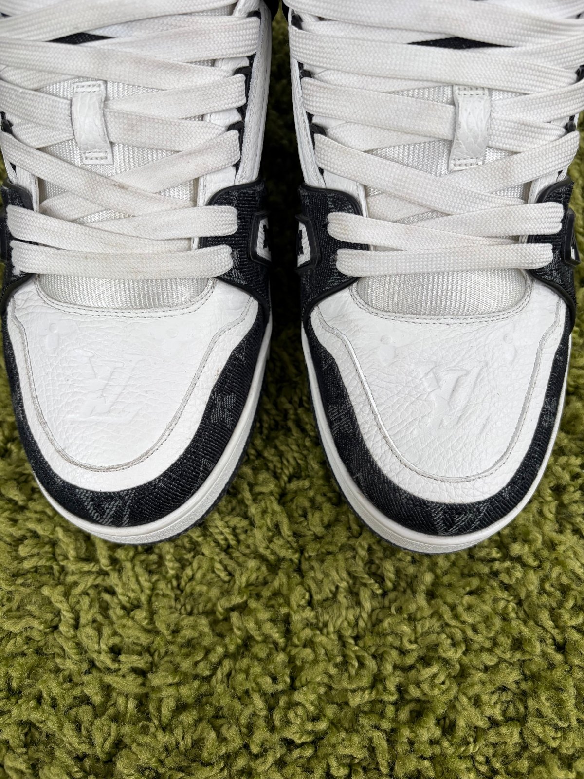 Louis Vuitton Trainer in Denim Nera 8.5 - Second Hand Di Fiore