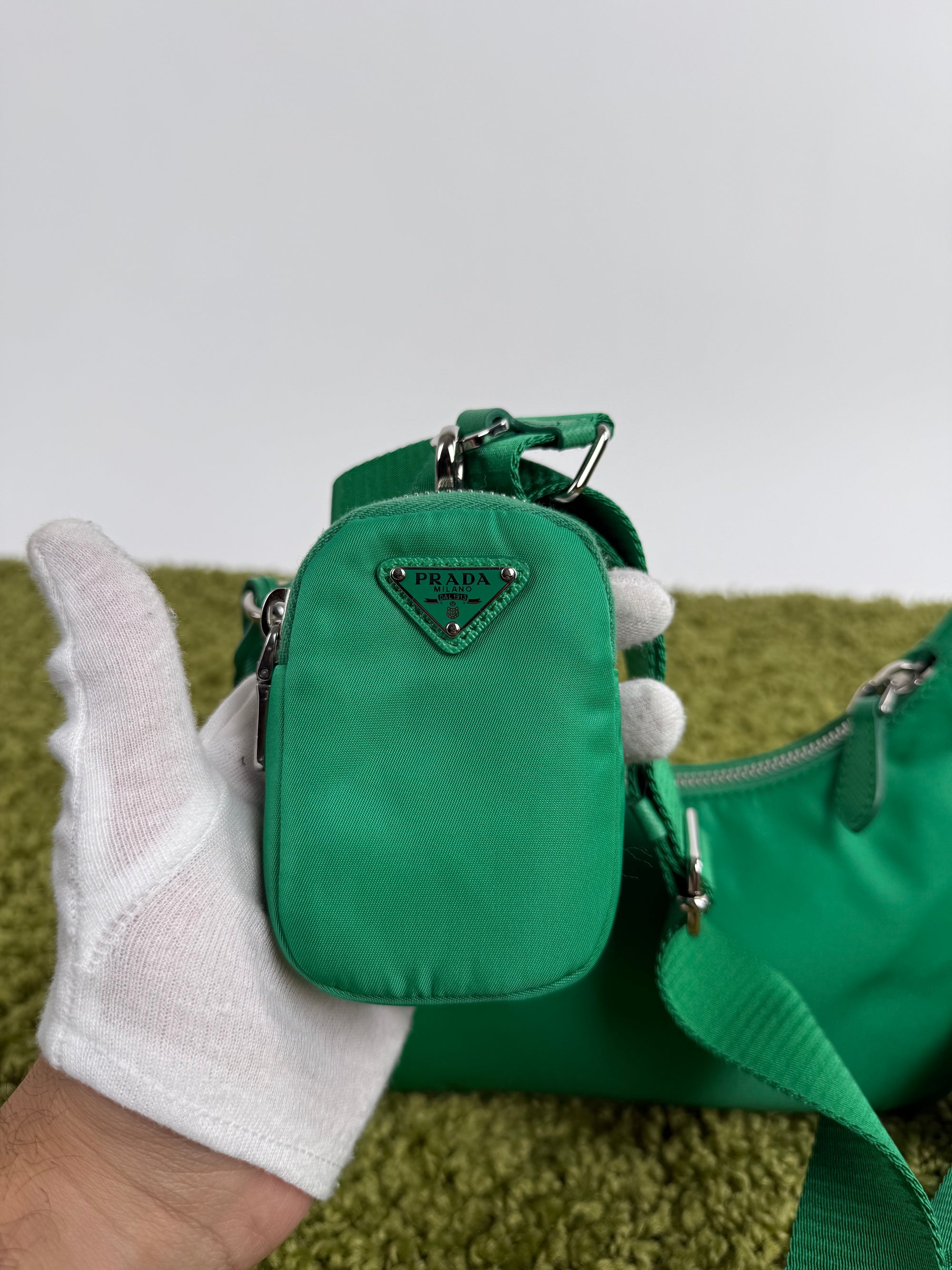Borsa Prada Re-Edition 2005