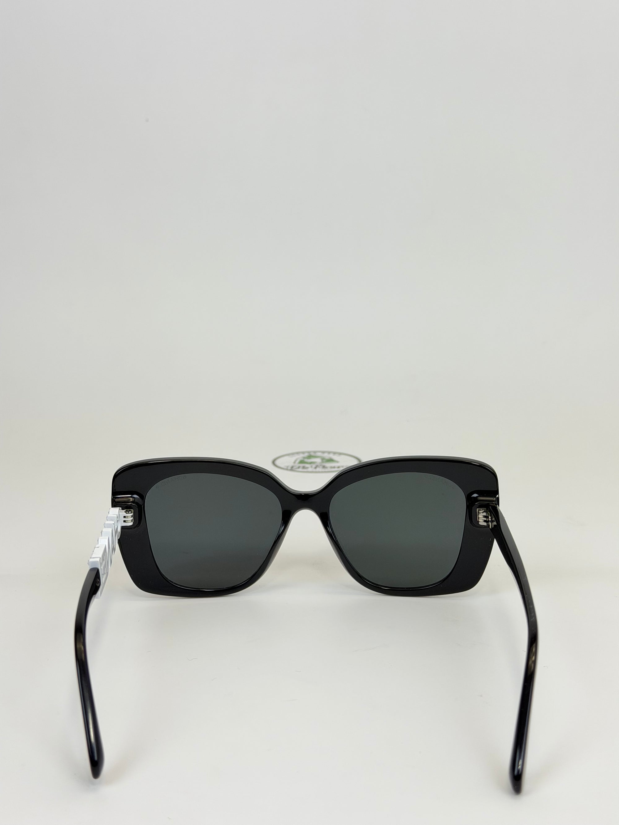 Occhiali Chanel neri