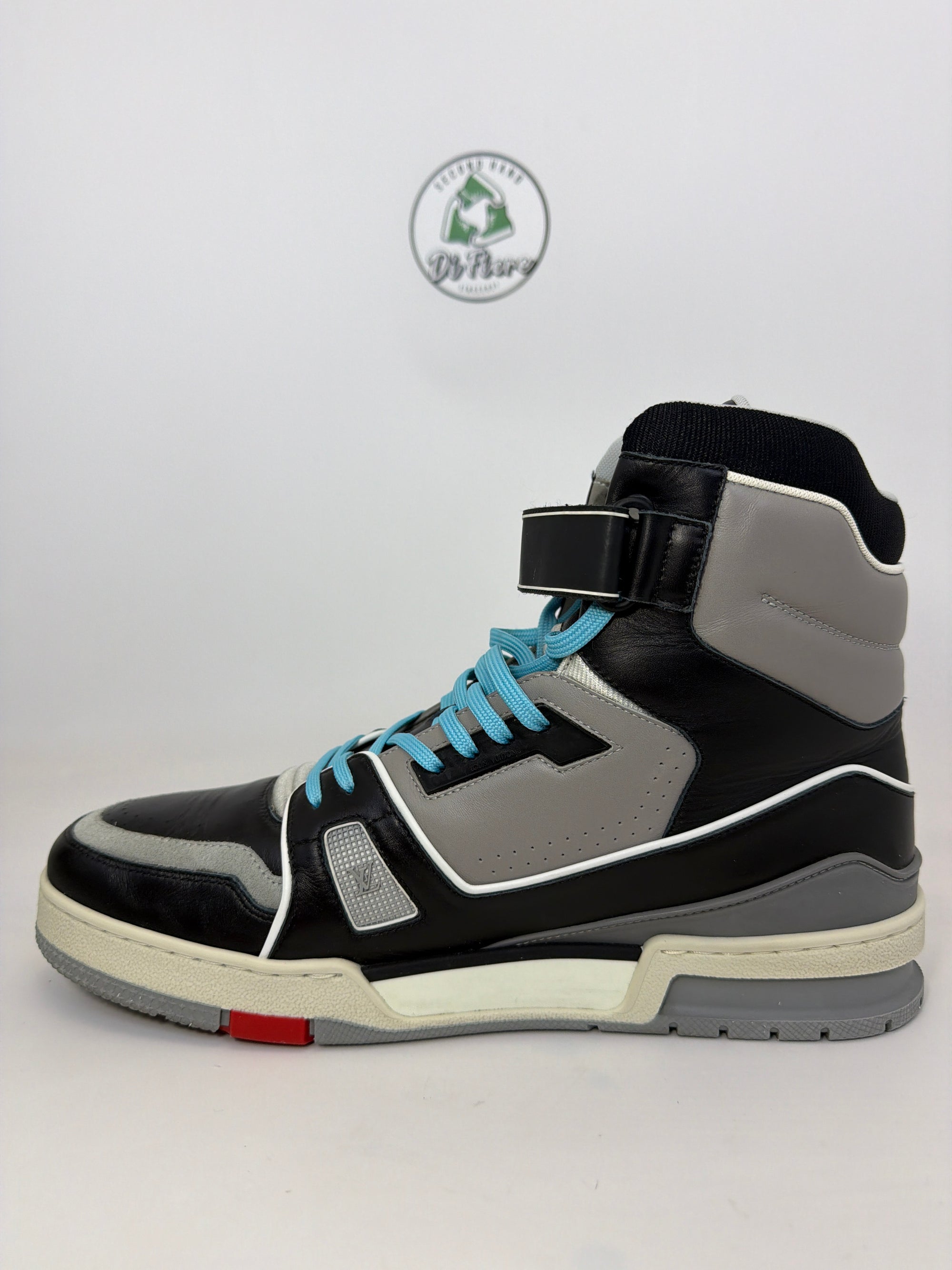 Louis Vuitton trainer high Sizs 9=43 veste 44 multicolore
